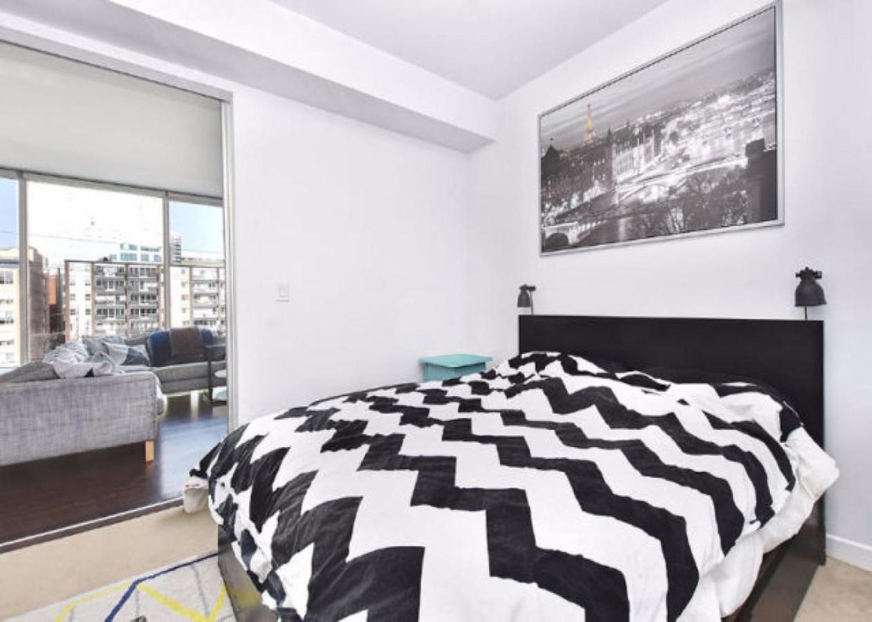 Apartment Lovely Entire 1 Bedroom Plus A Den Fully Furnished Ottawa
