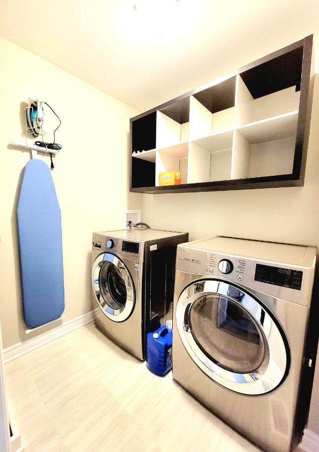 3 Bedroom Town House In Close To Downtown