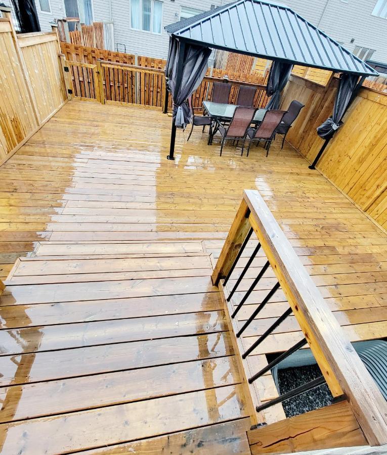 3 Bedroom Town House In Close To Downtown Ottawa