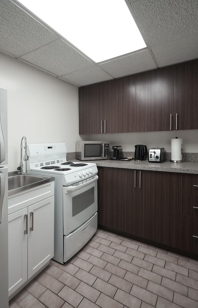 The Business Aparthotel 3*