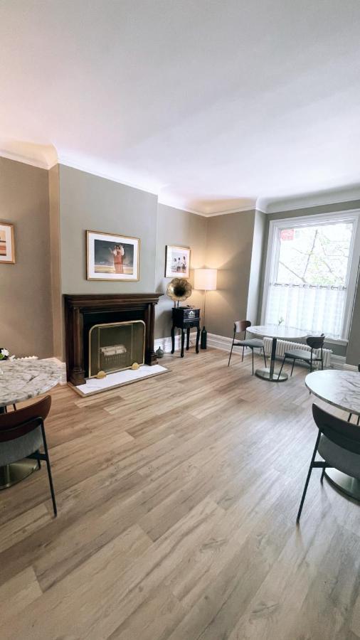 Bed & Breakfast The Century House 3*