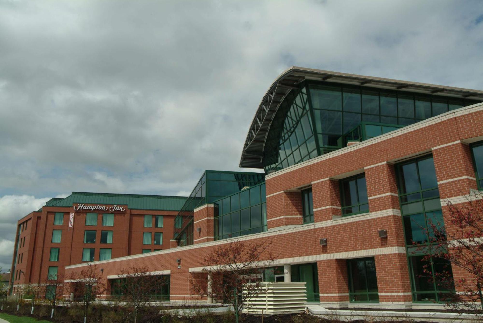 Hampton By Hilton 3*