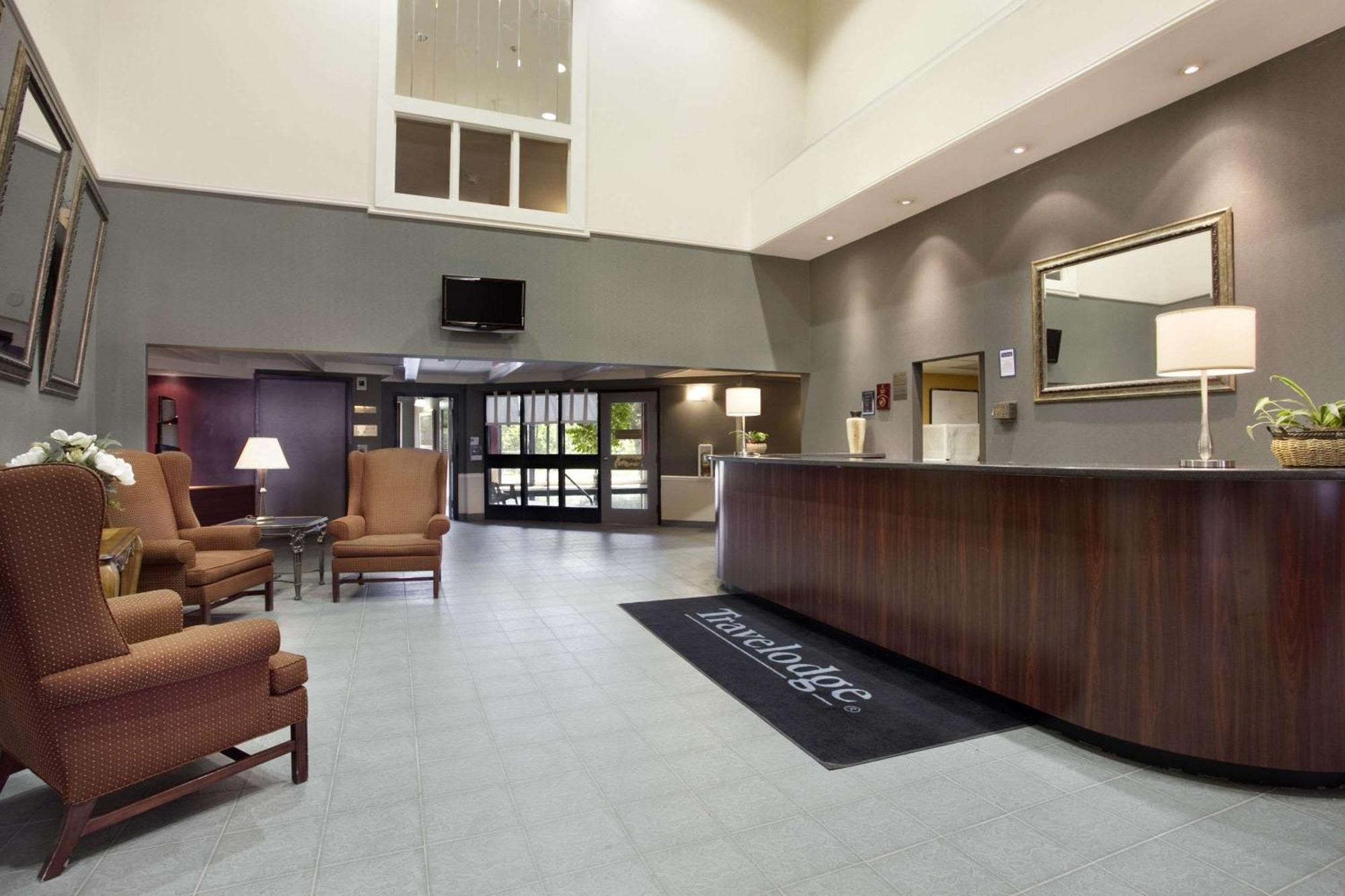 Travelodge By Wyndham East Hotel Ottawa