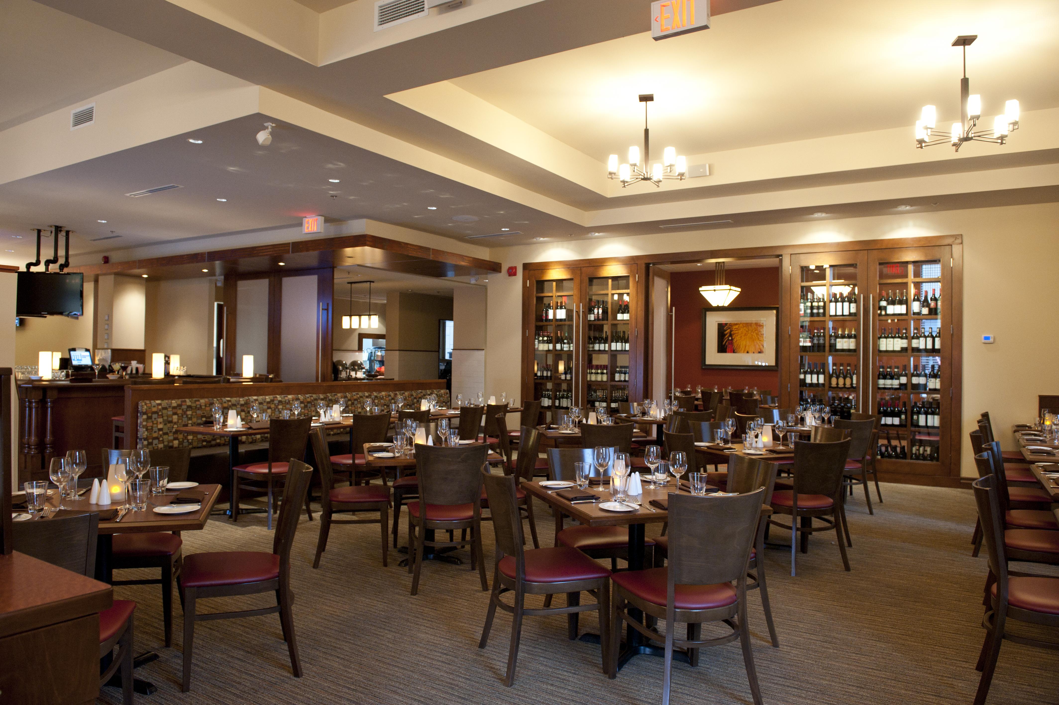 Lord Elgin Hotel