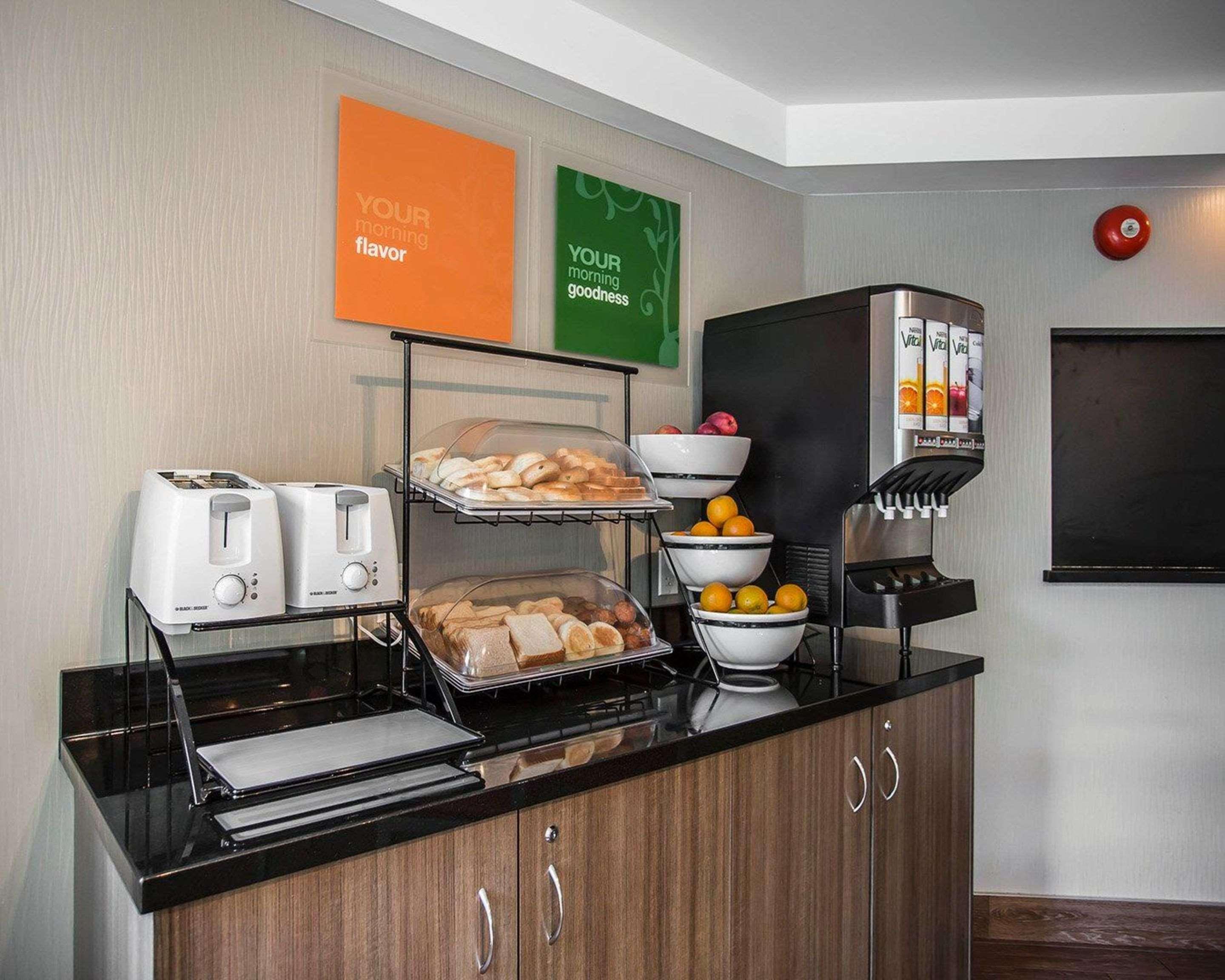 Inn Comfort West Ottawa