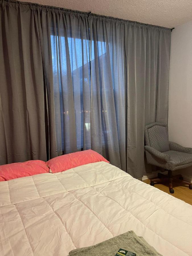 Somerset With Full Kitchen Hotel Ottawa