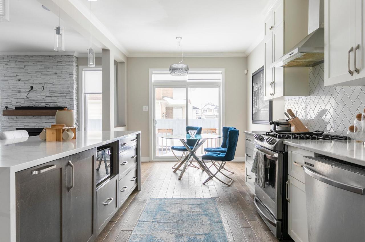 Exquisite Ensuite * Ottawa
