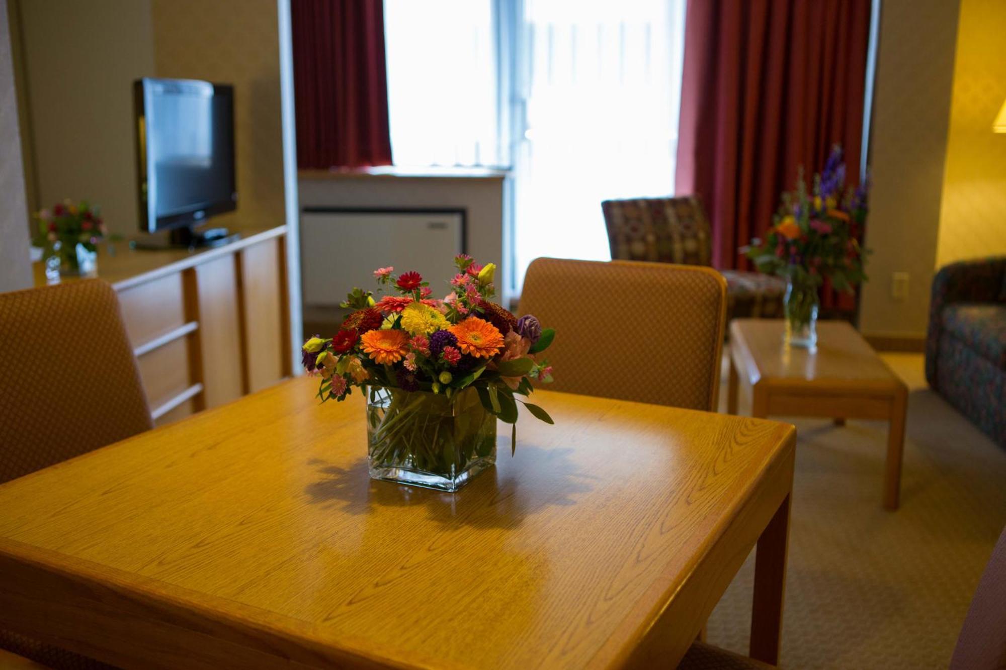 Hotel Cartier Place Ottawa