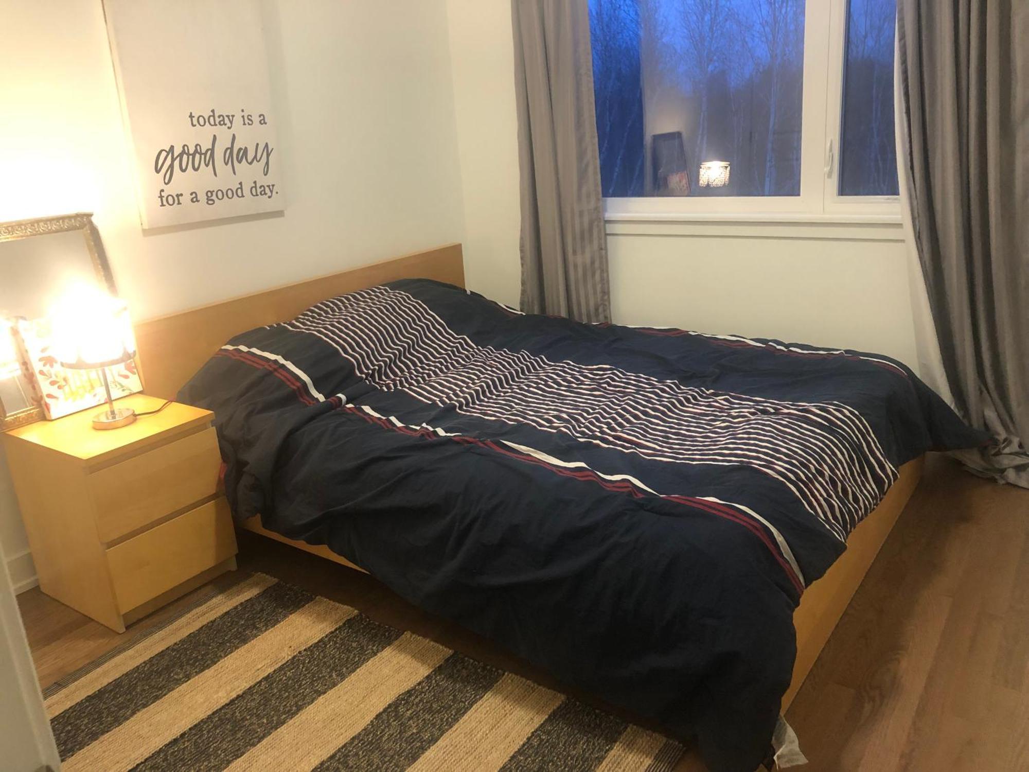 Place You Can Call !!! Near Airport Guest house Ottawa