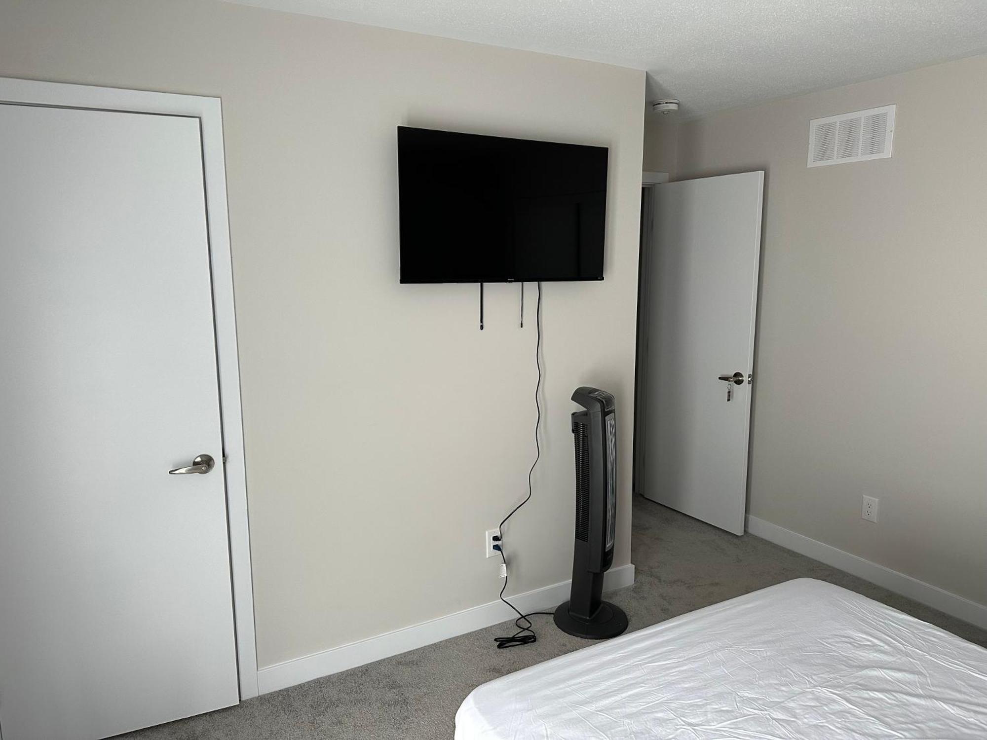 2 Bedroom Ensuite Apartment