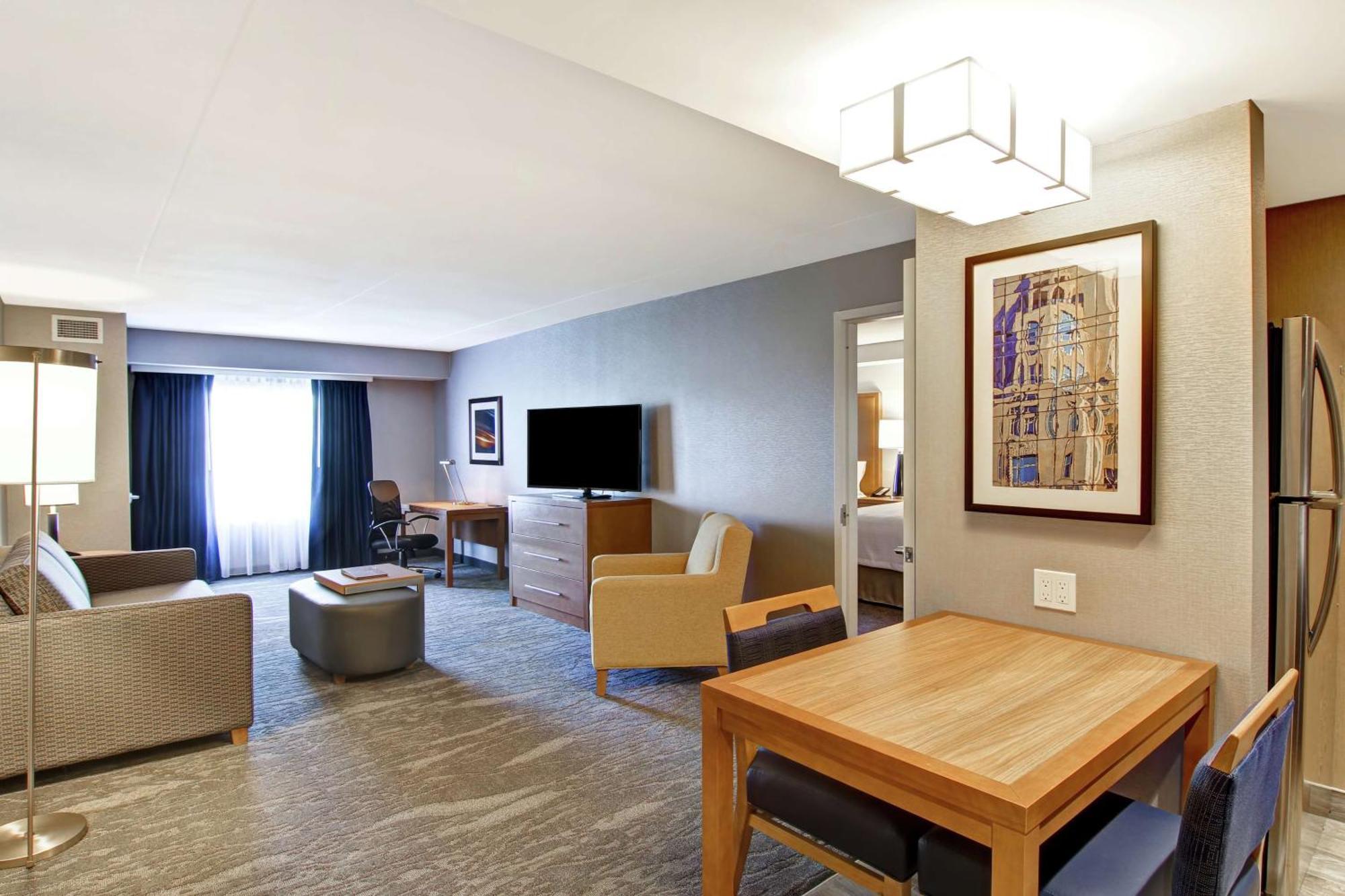 Homewood By Hilton Kanata Hotel