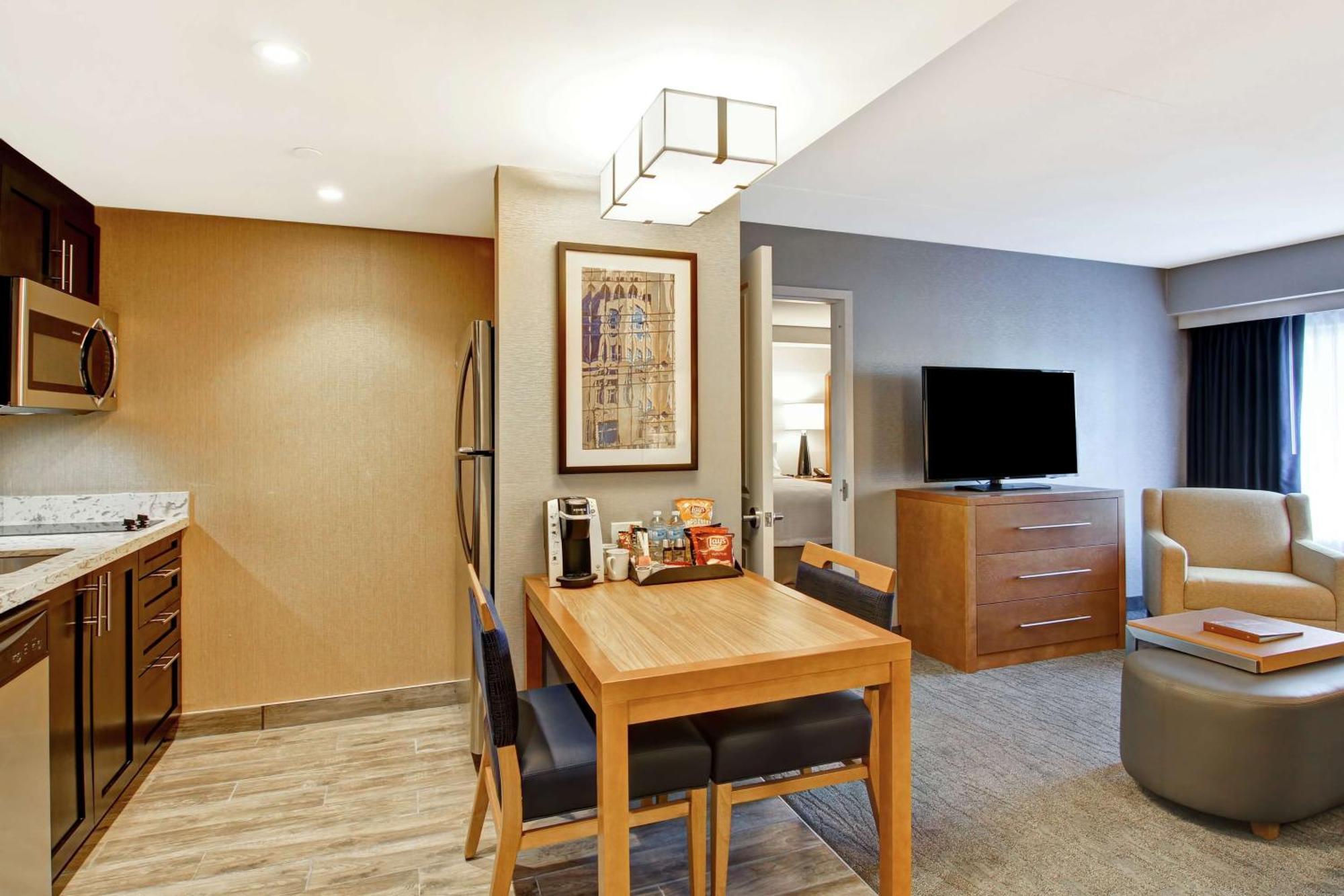 Hotel Homewood By Hilton Kanata Ottawa
