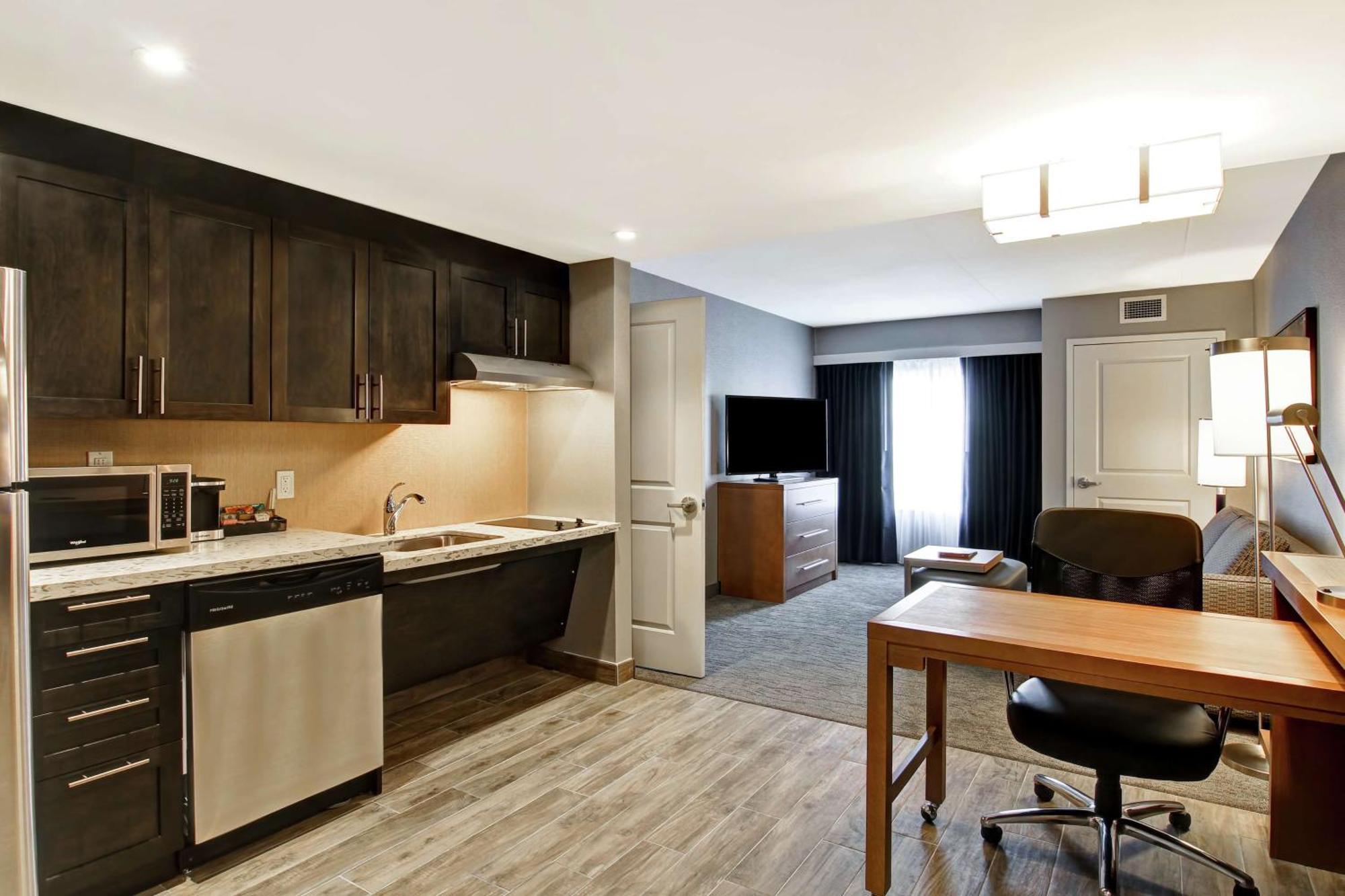 Homewood By Hilton Kanata 3*
