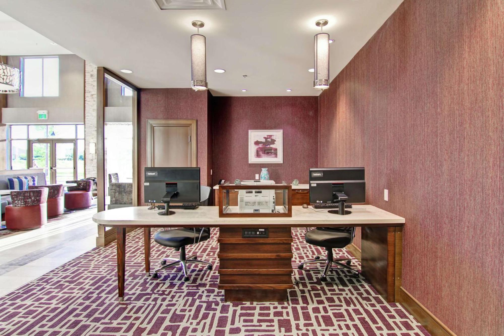 Homewood By Hilton Kanata 3*