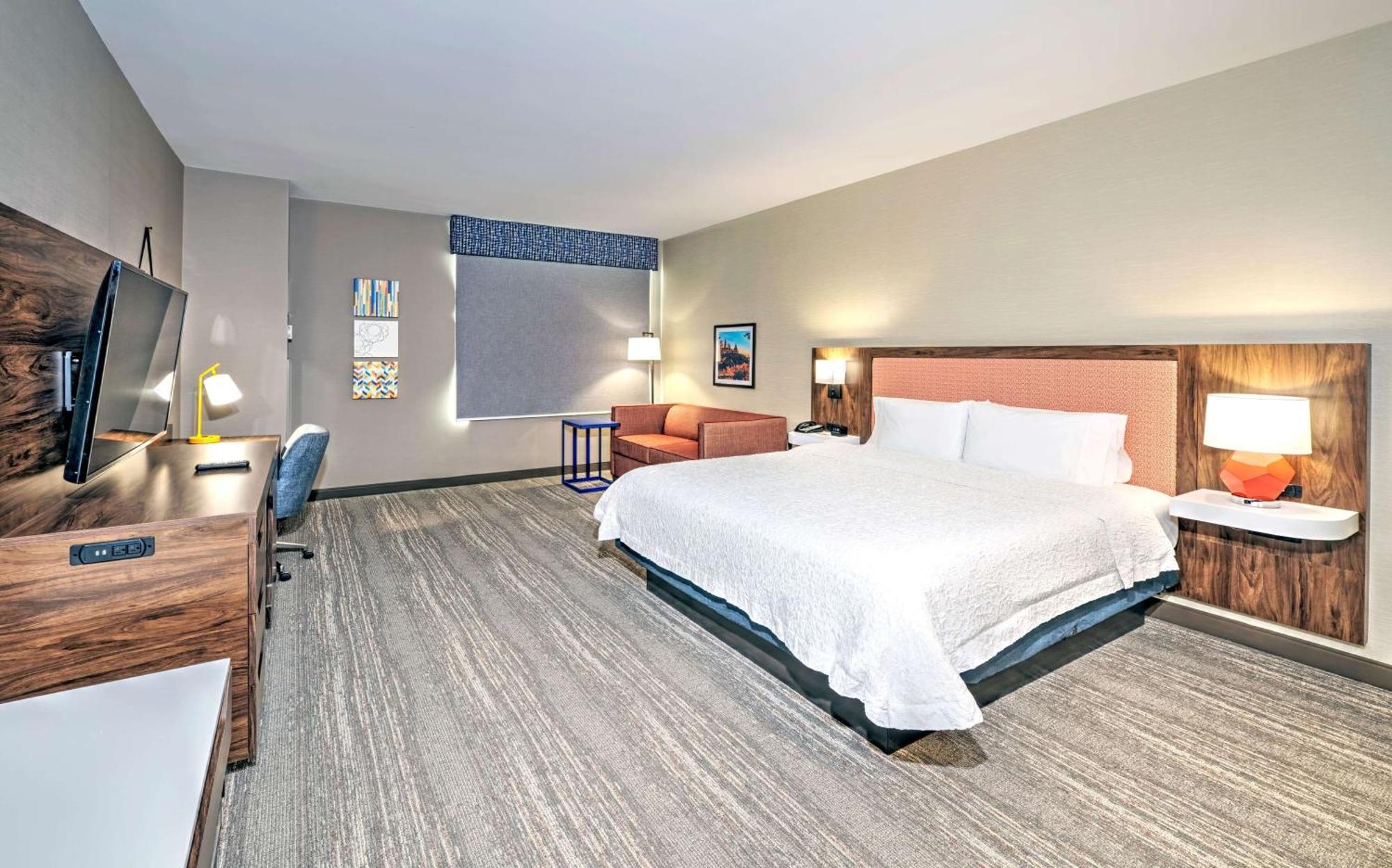 Hampton By Hilton Ottawa