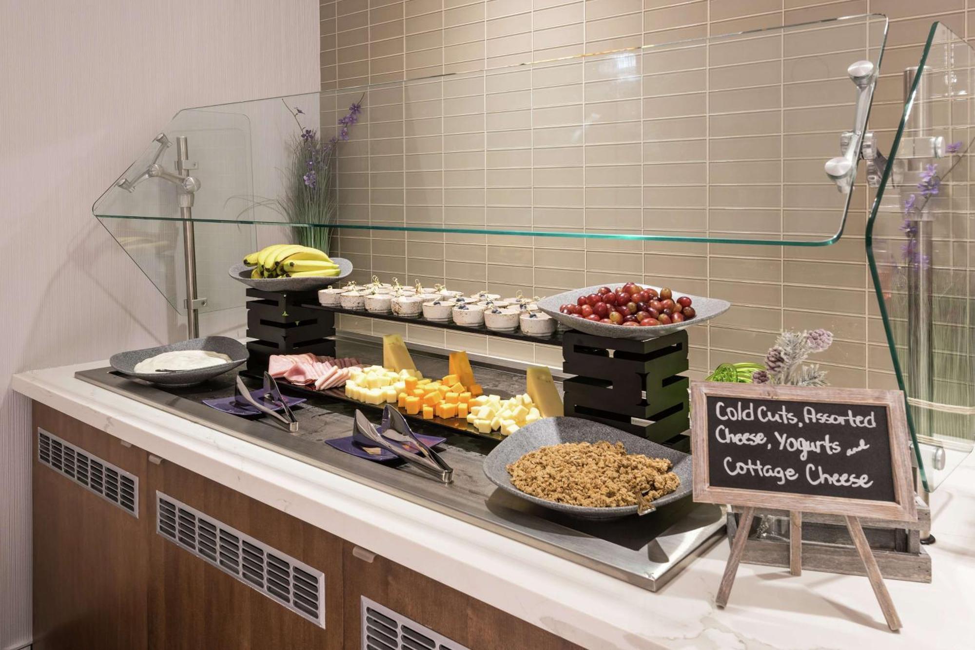 Homewood By Hilton Downtown Hotel Ottawa