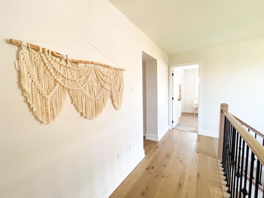 Apartment Lux-haven- Single Family Barrhaven Ottawa