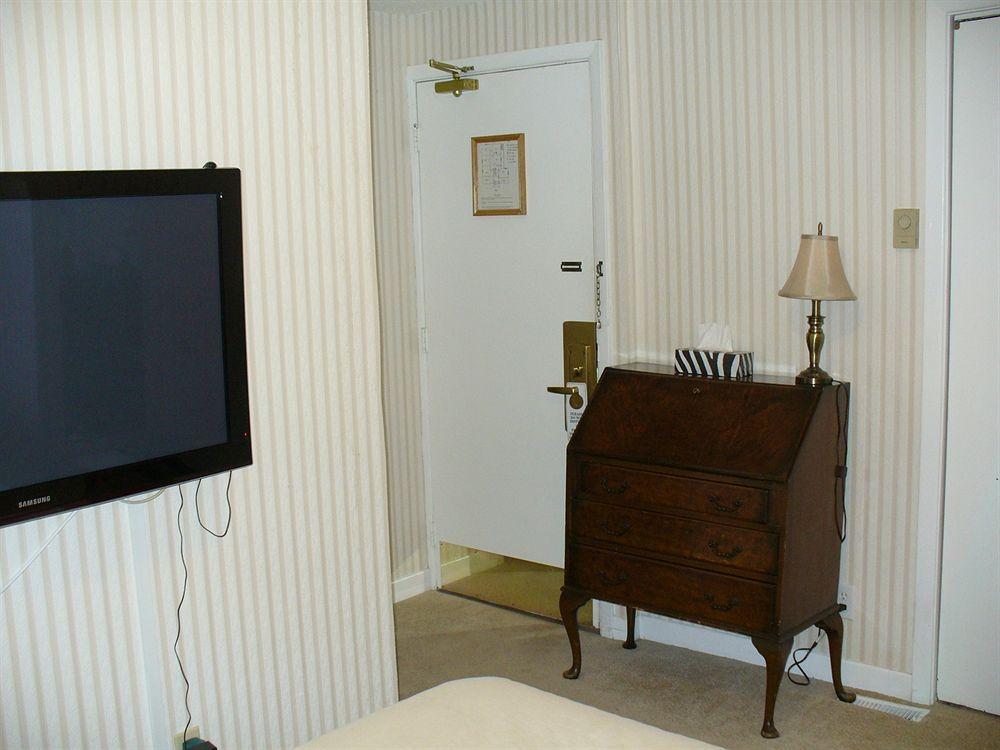 Bed & Breakfast Albert House Ottawa