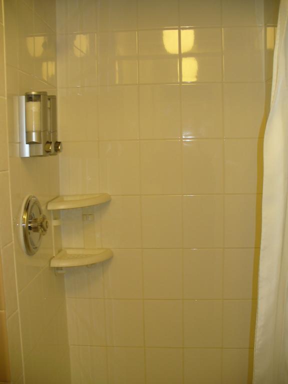 Bed & Breakfast Albert House Ottawa