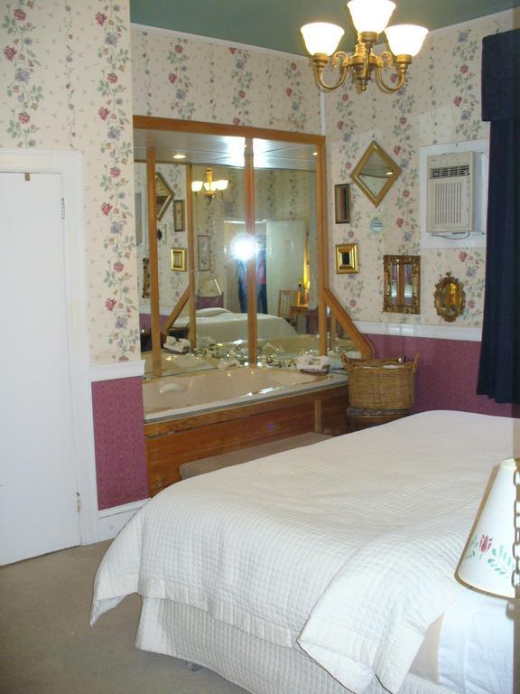 Albert House Bed & Breakfast