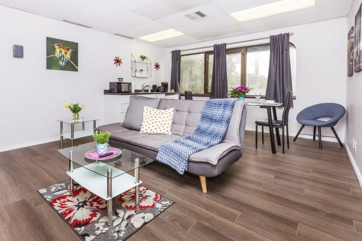 Modern 1br - Chinatown Near Little Italy Ottawa