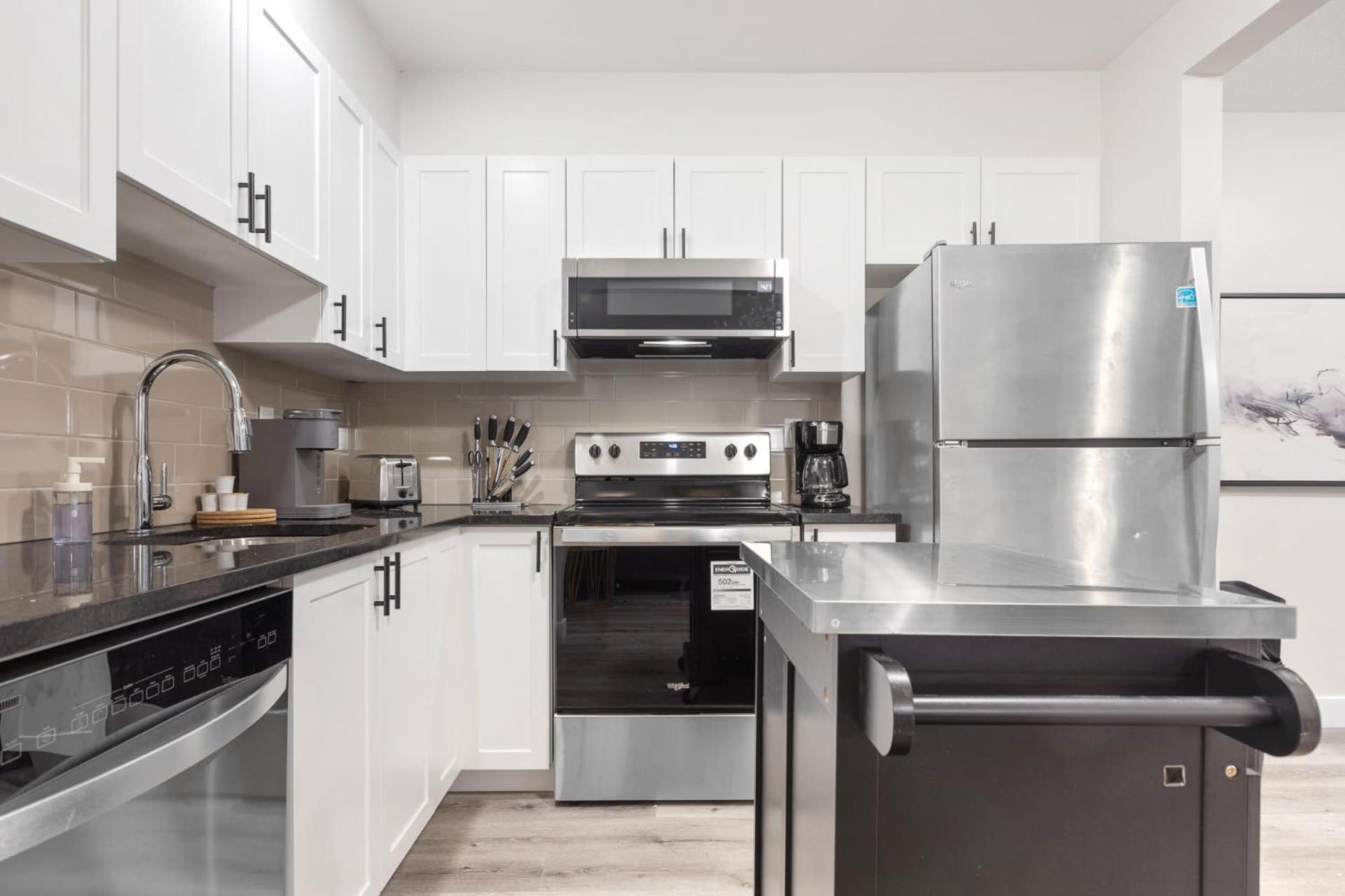 Private In Nepean For Family - 14 Minutes From Downtown