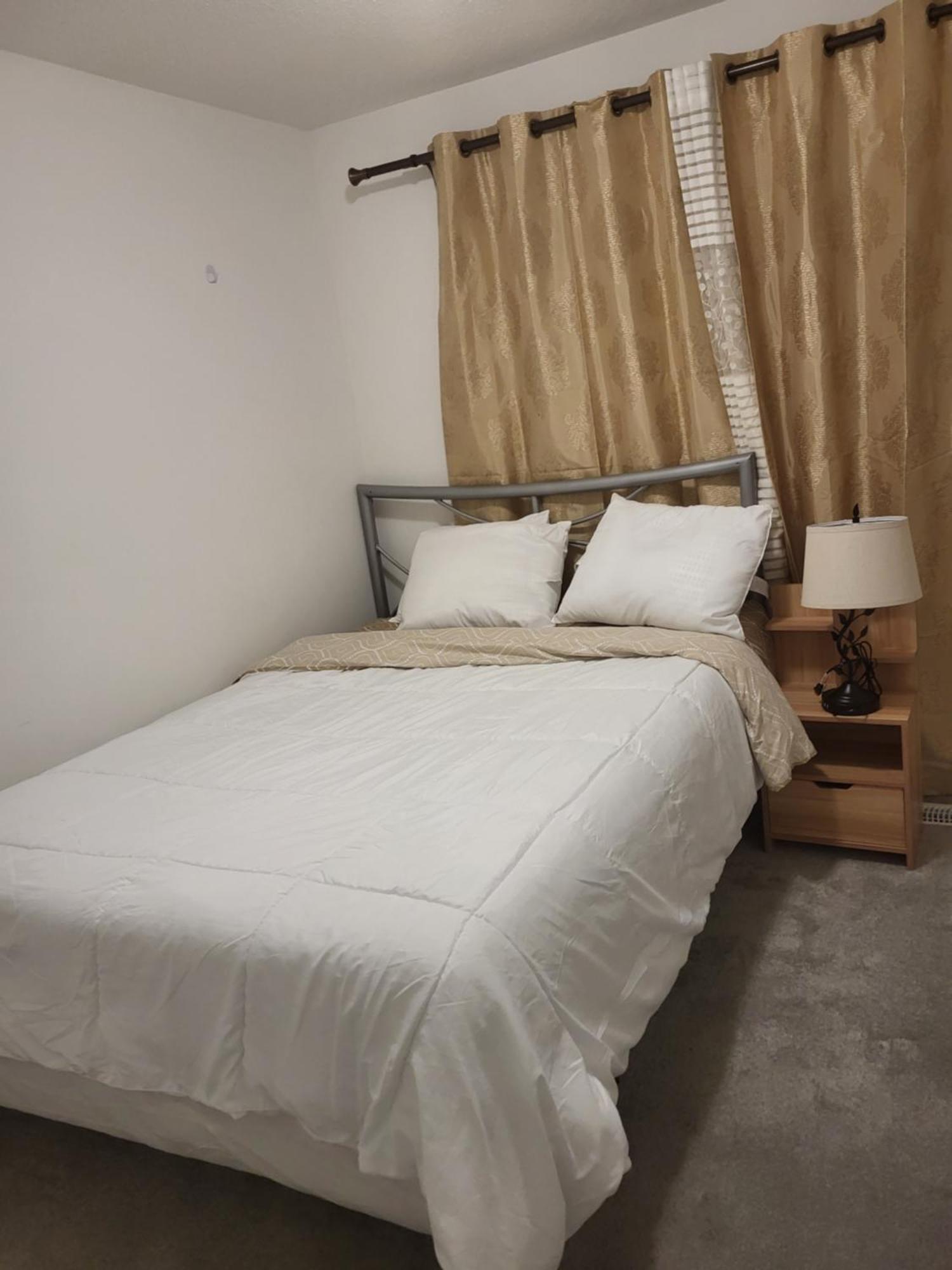 Lovely Townhouse For Short-term
