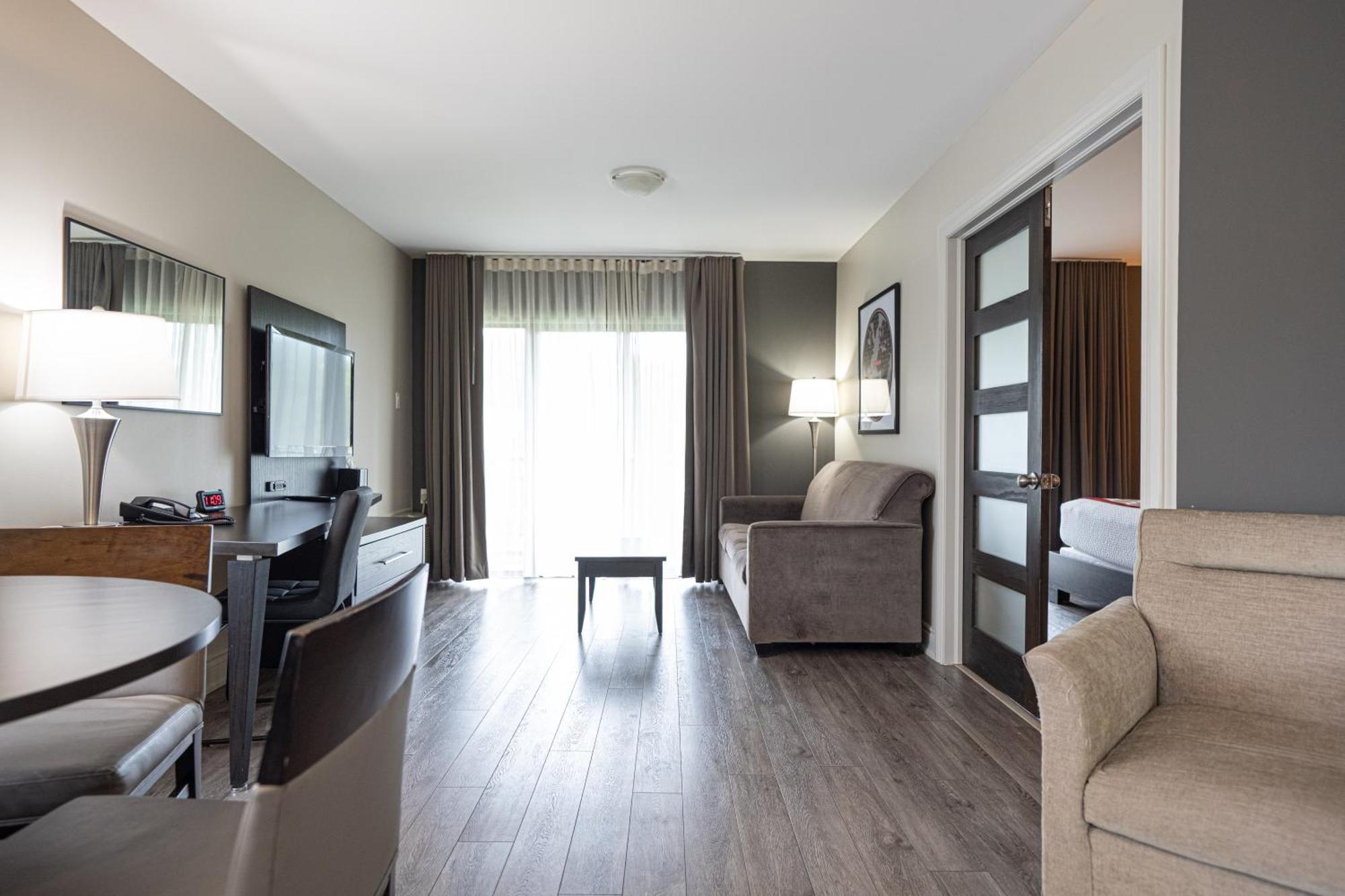 Ramada By Wyndham On The Rideau