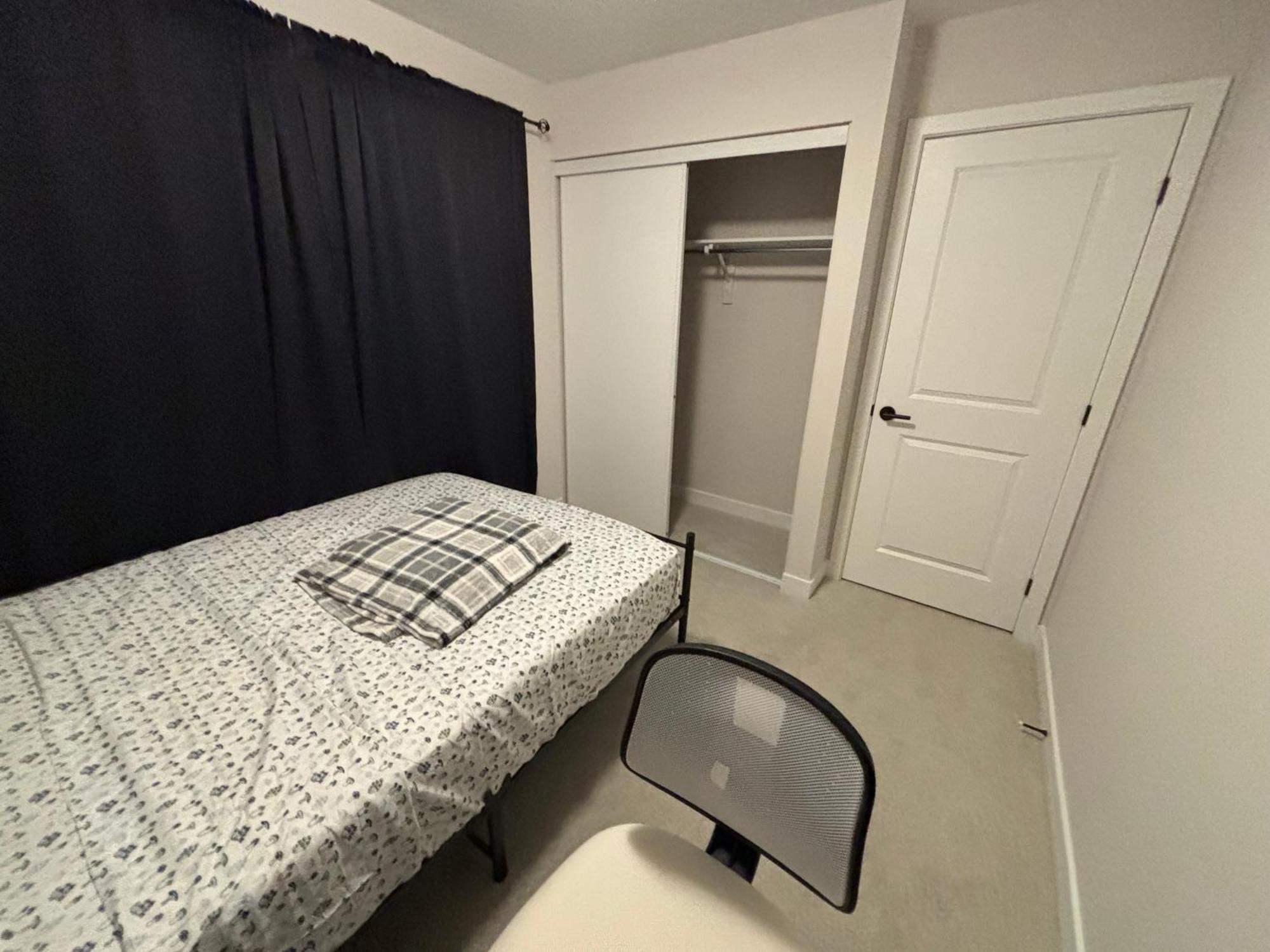 Homestay Cozy Modern In A Family Friendly Neighborhood *