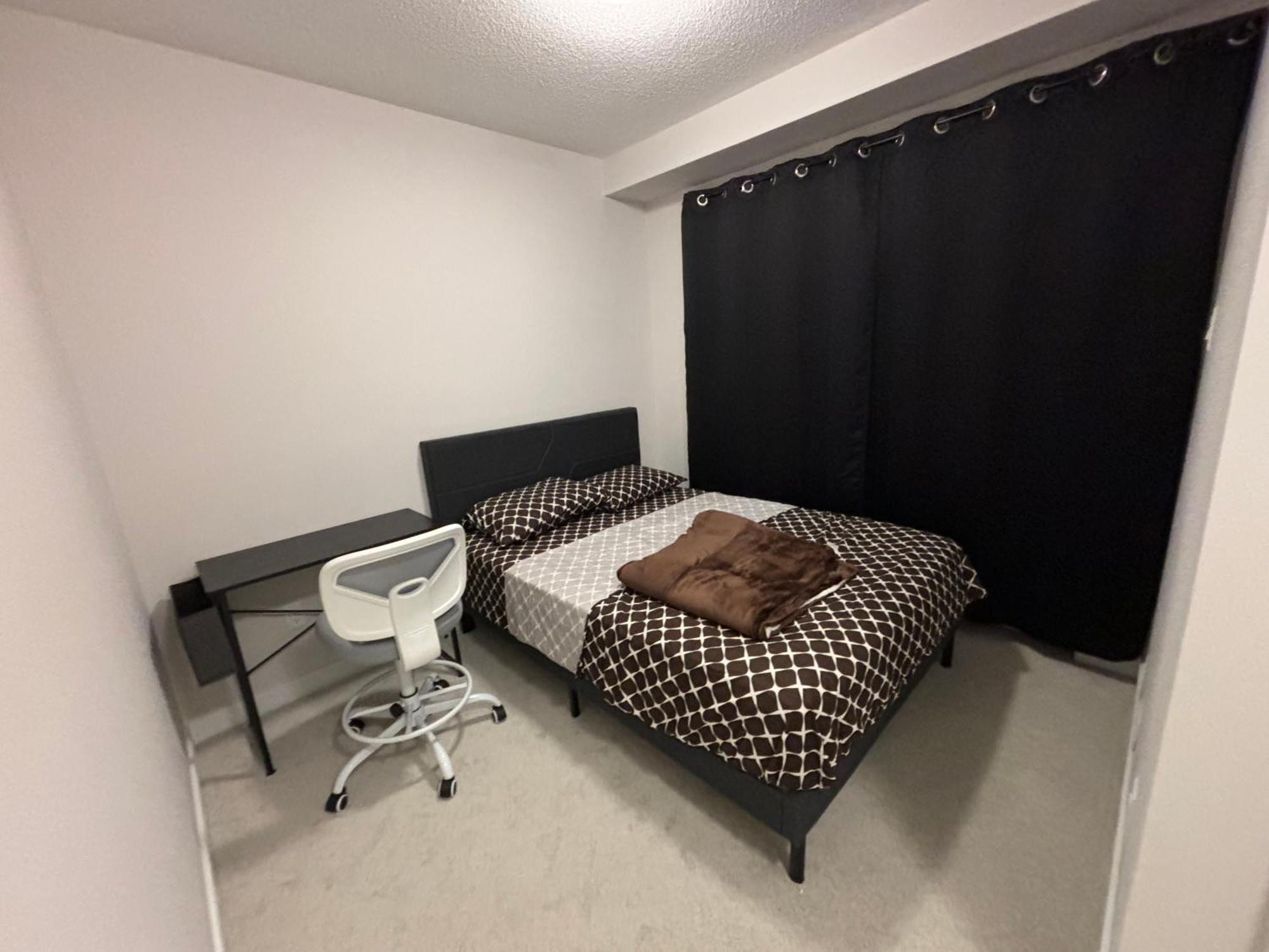Cozy Modern In A Family Friendly Neighborhood Homestay *