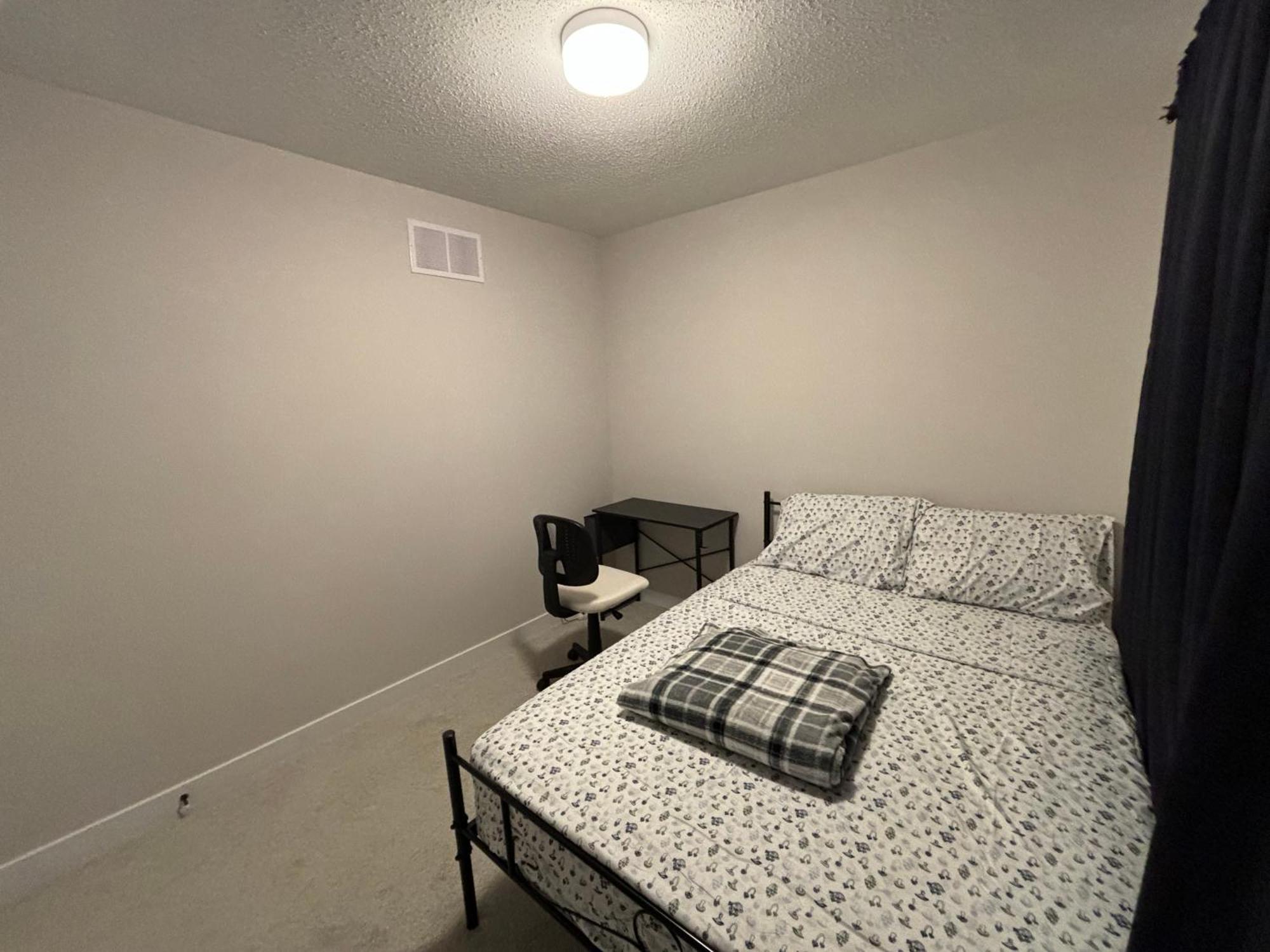 Homestay Cozy Modern In A Family Friendly Neighborhood