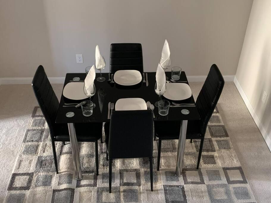 Brand New House * Ottawa
