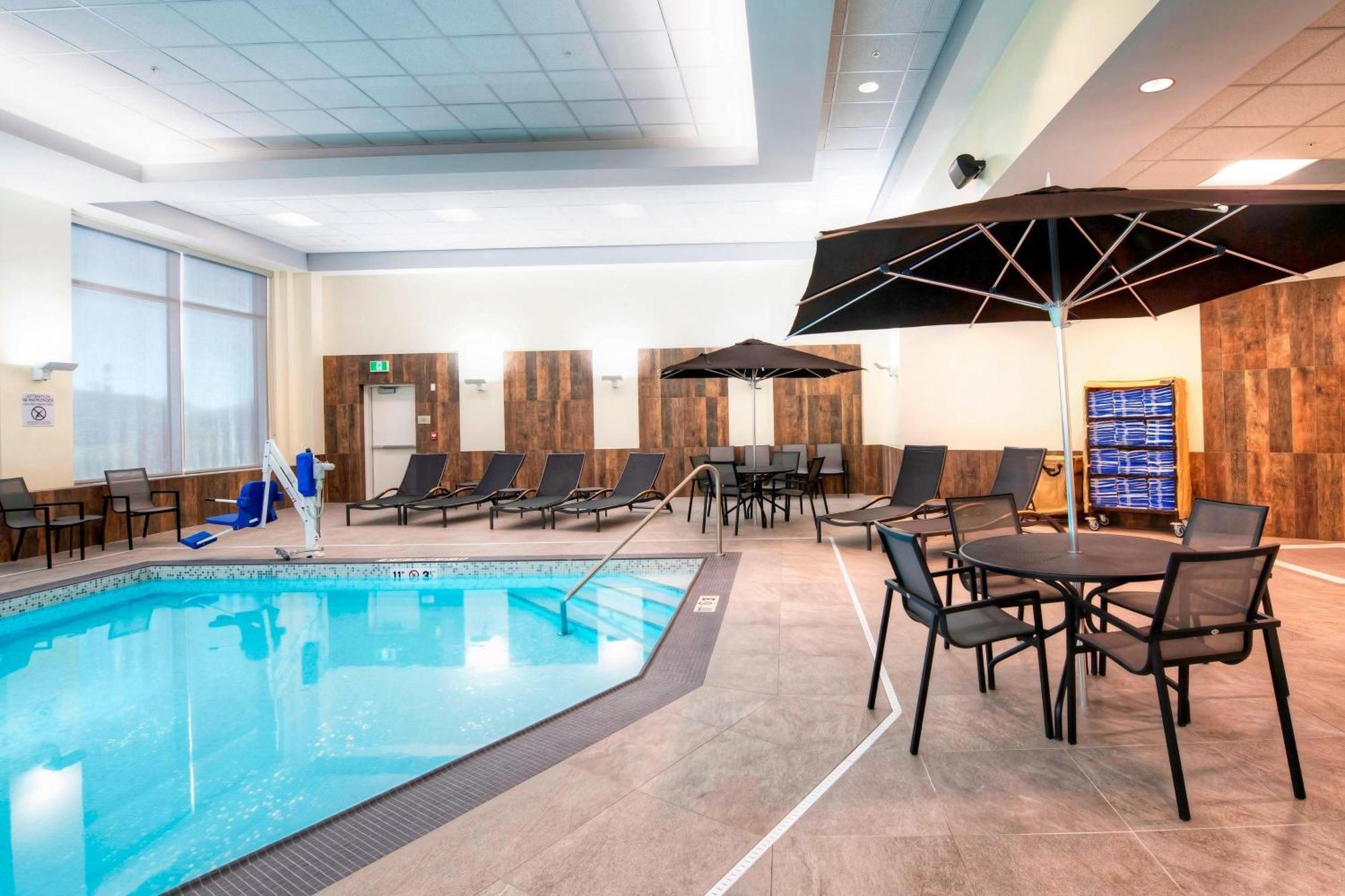 Fairfield & By Marriott Airport 3*