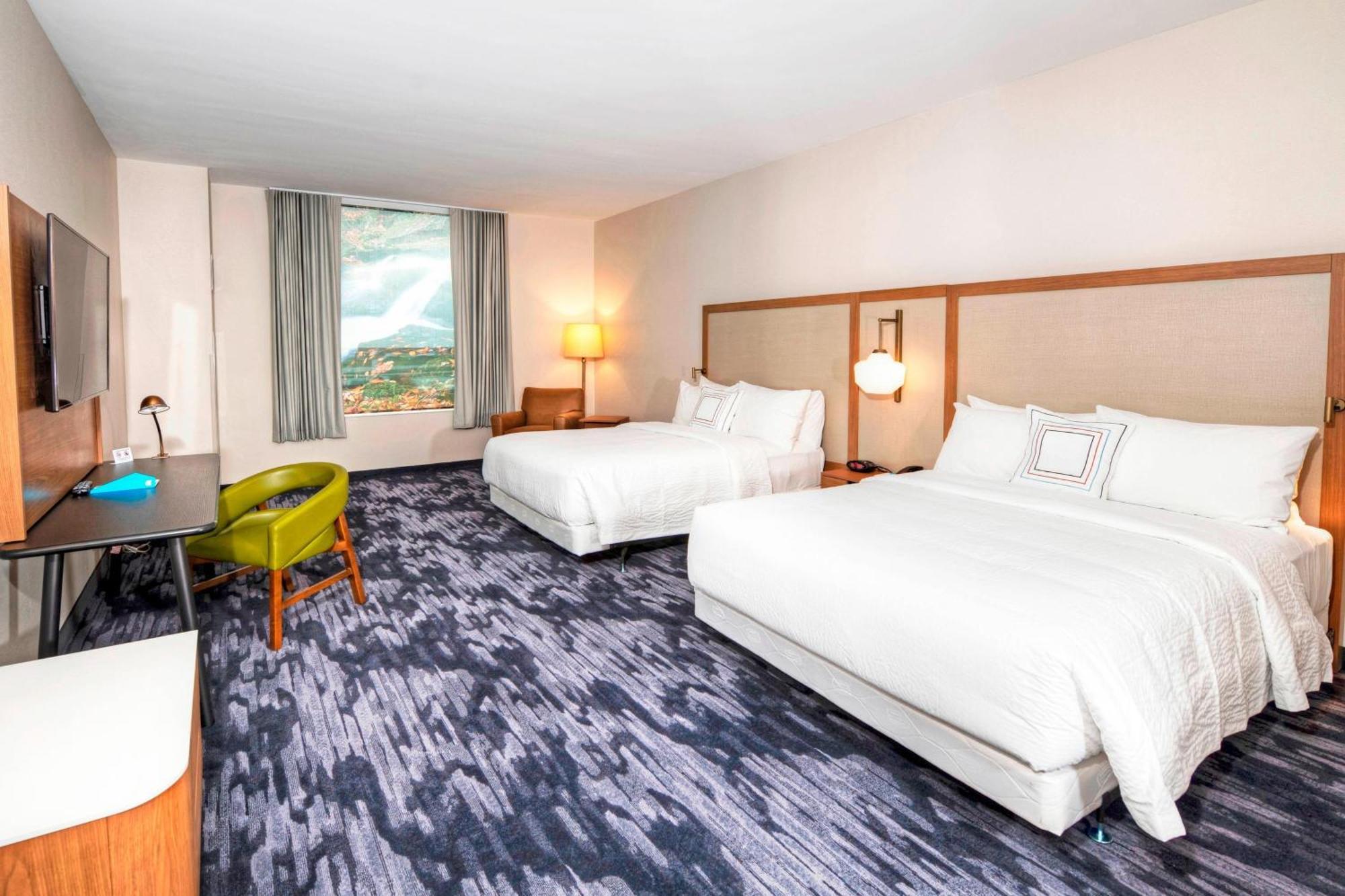 Hotel Fairfield & By Marriott Airport Ottawa