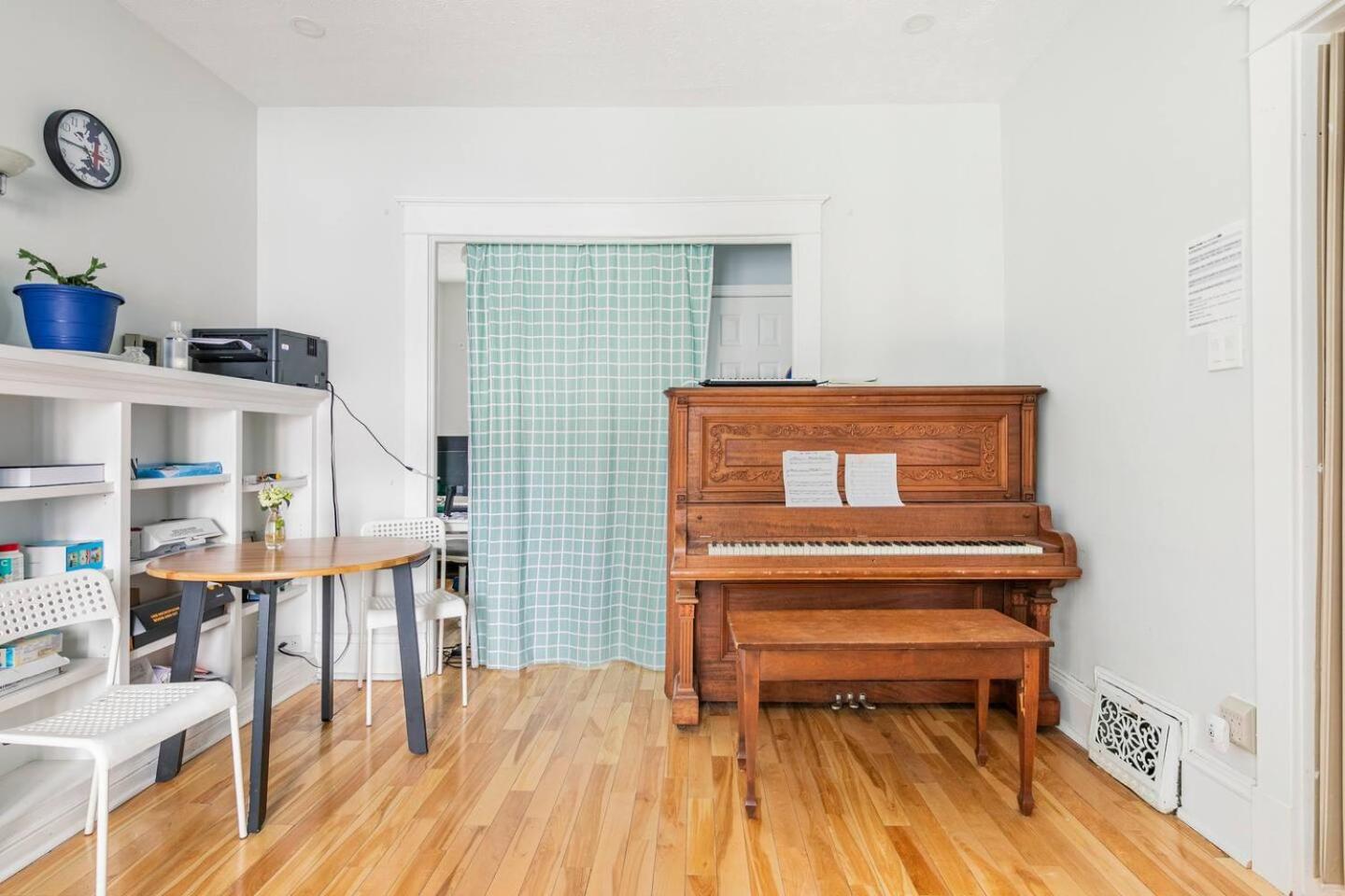 Apartment Sun W P Bathroom Near Universty Canal,free Parking