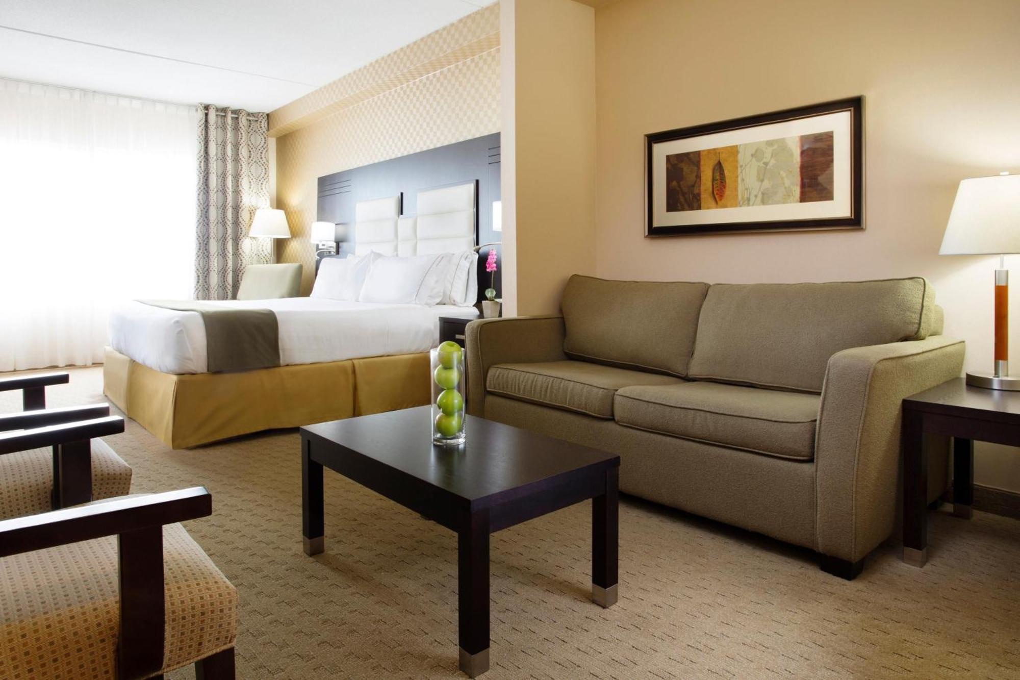 Express & West - Nepean By Ihg Ottawa