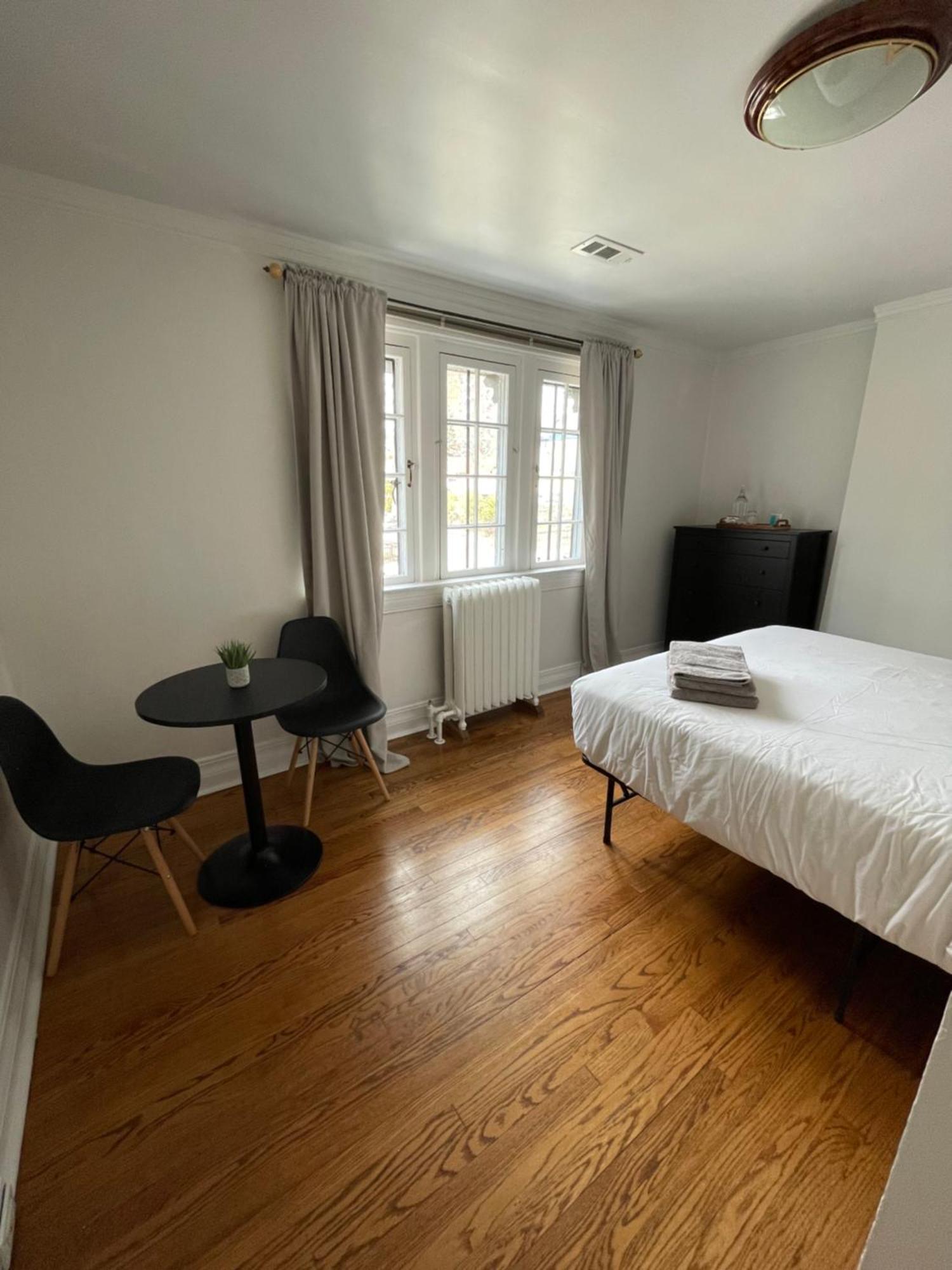 The Ambassador Bed & Breakfast 3*