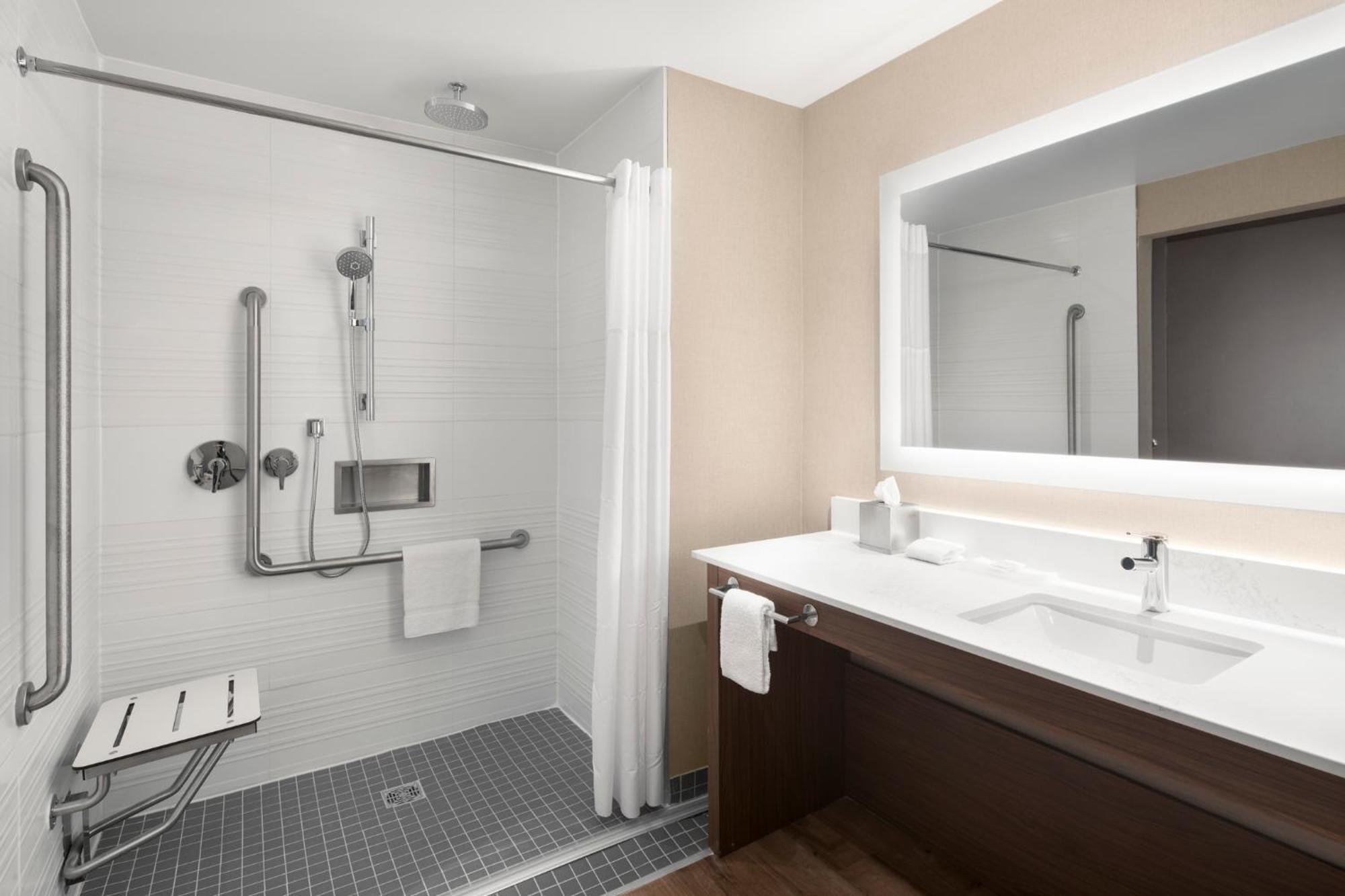 New Ac By Marriott Downtown Ottawa