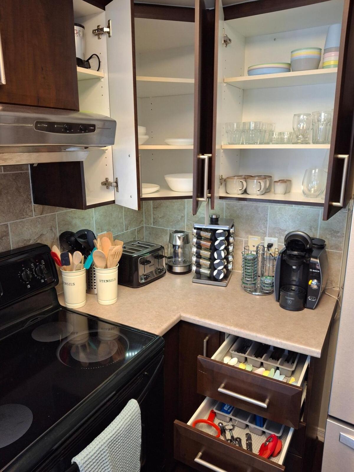 Cozy Modern 15 Mins From Dt With Free Parking