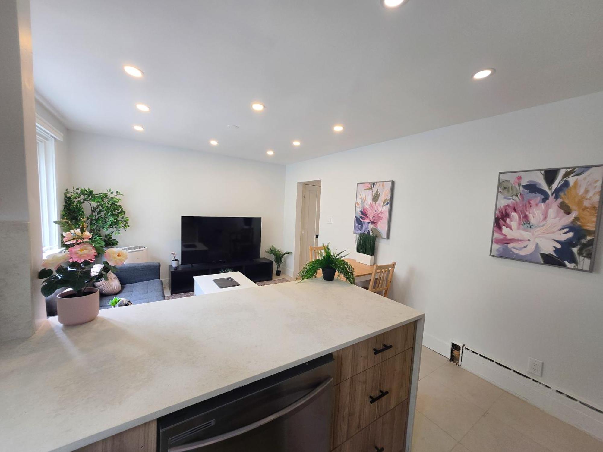 Jstlikehome - Serenity & Ottawa