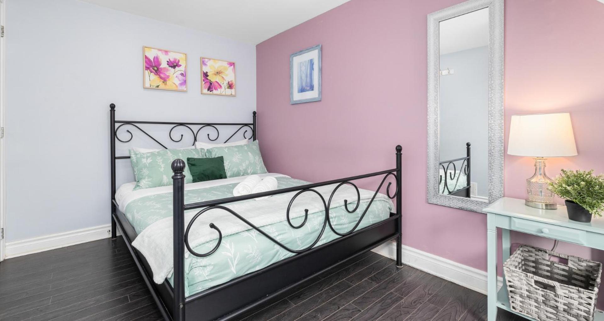 Urban 1br Gem With Kitchen, Smart Tv & Workspace Apartment *