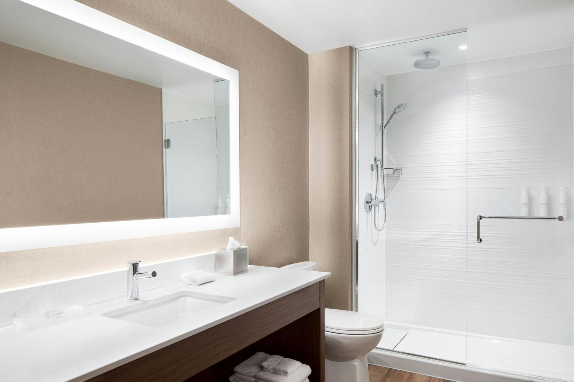 Hotel Ac By Marriott Downtown