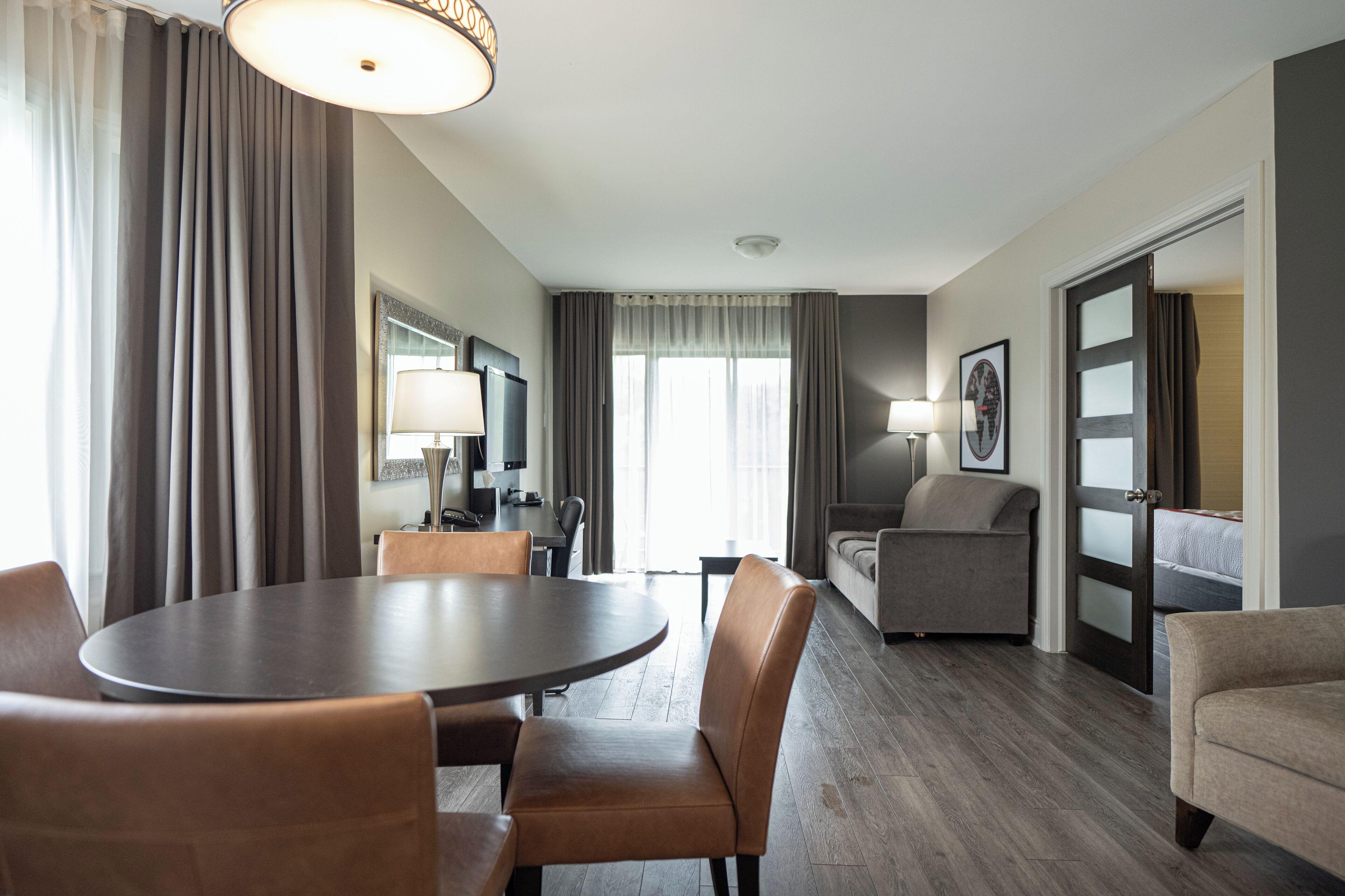 Hotel Ramada By Wyndham On The Rideau