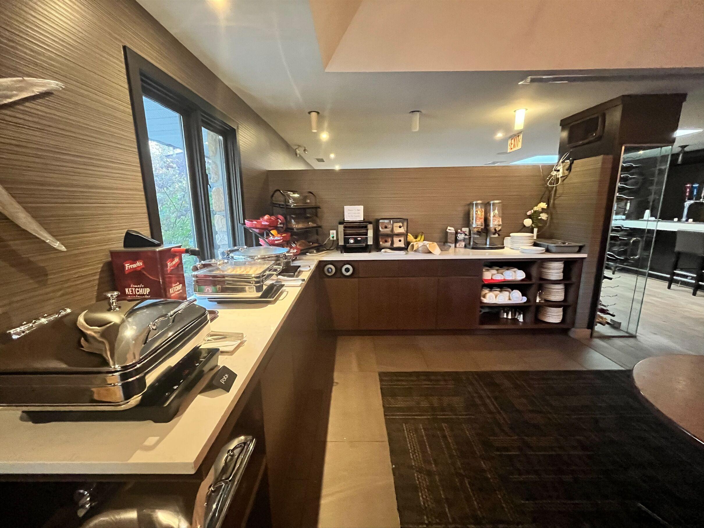 Ramada By Wyndham On The Rideau 3* Ottawa