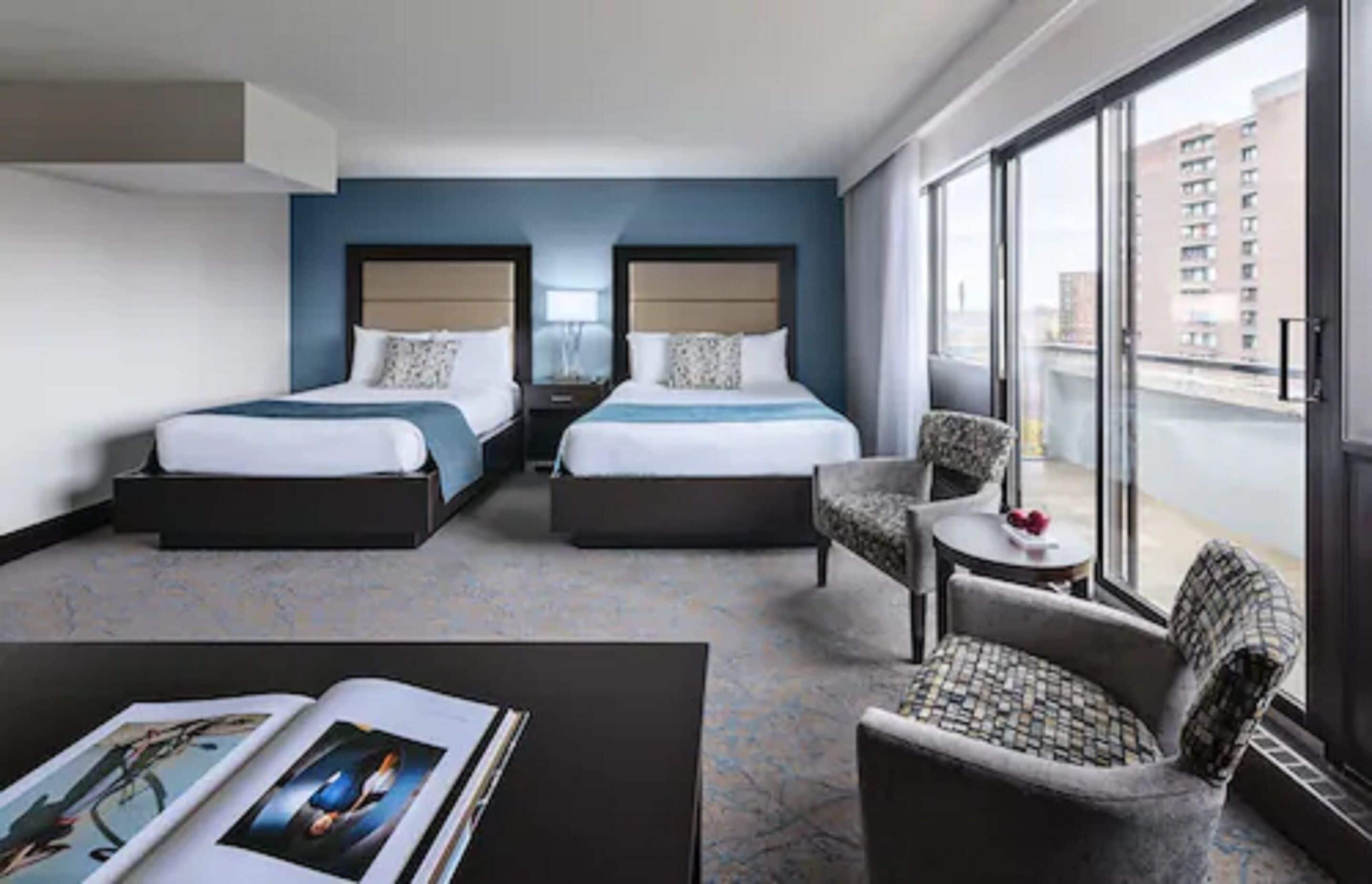 Embassy & 3* Ottawa