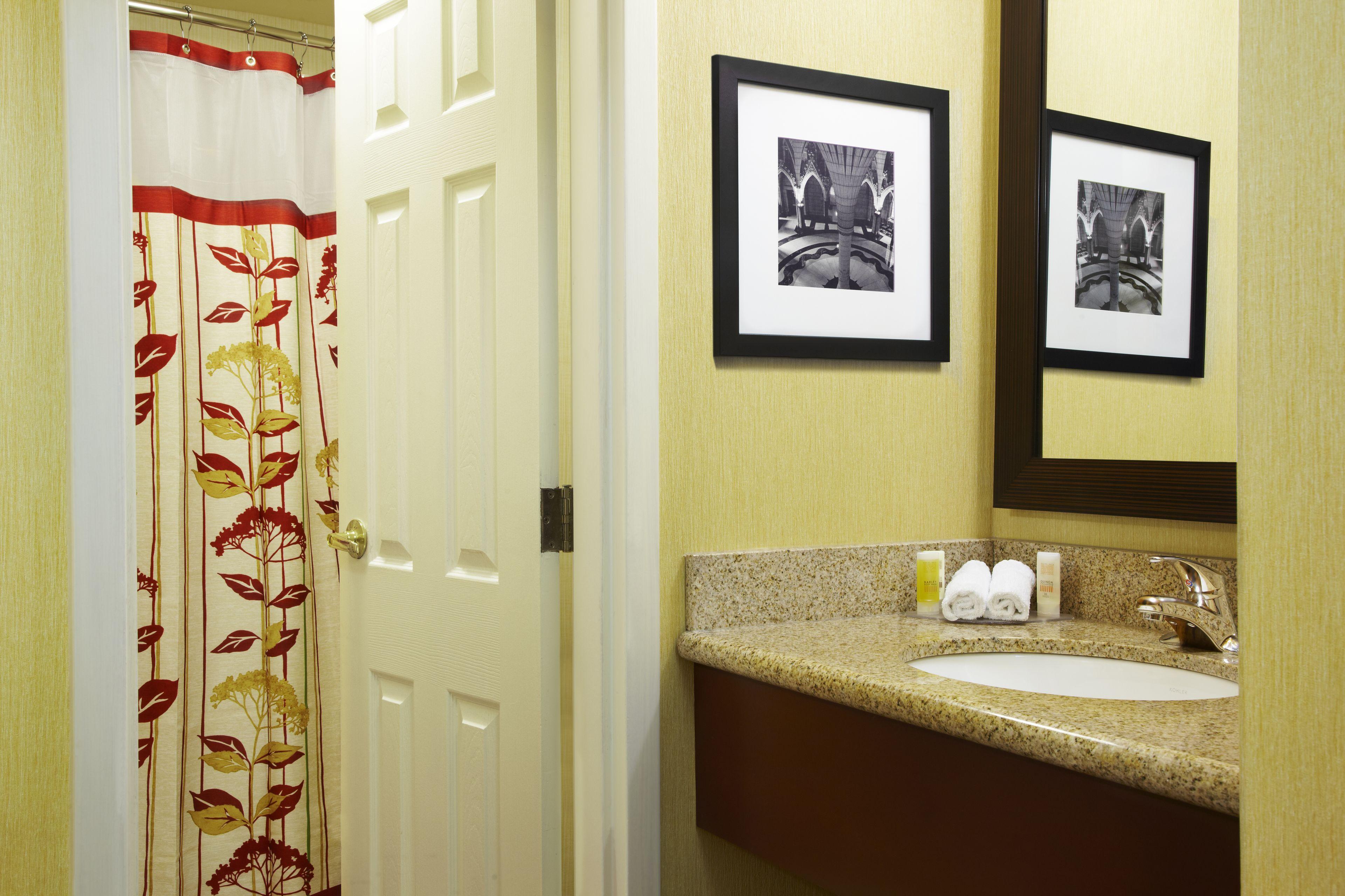 Courtyard By Marriott Downtown 3* Ottawa