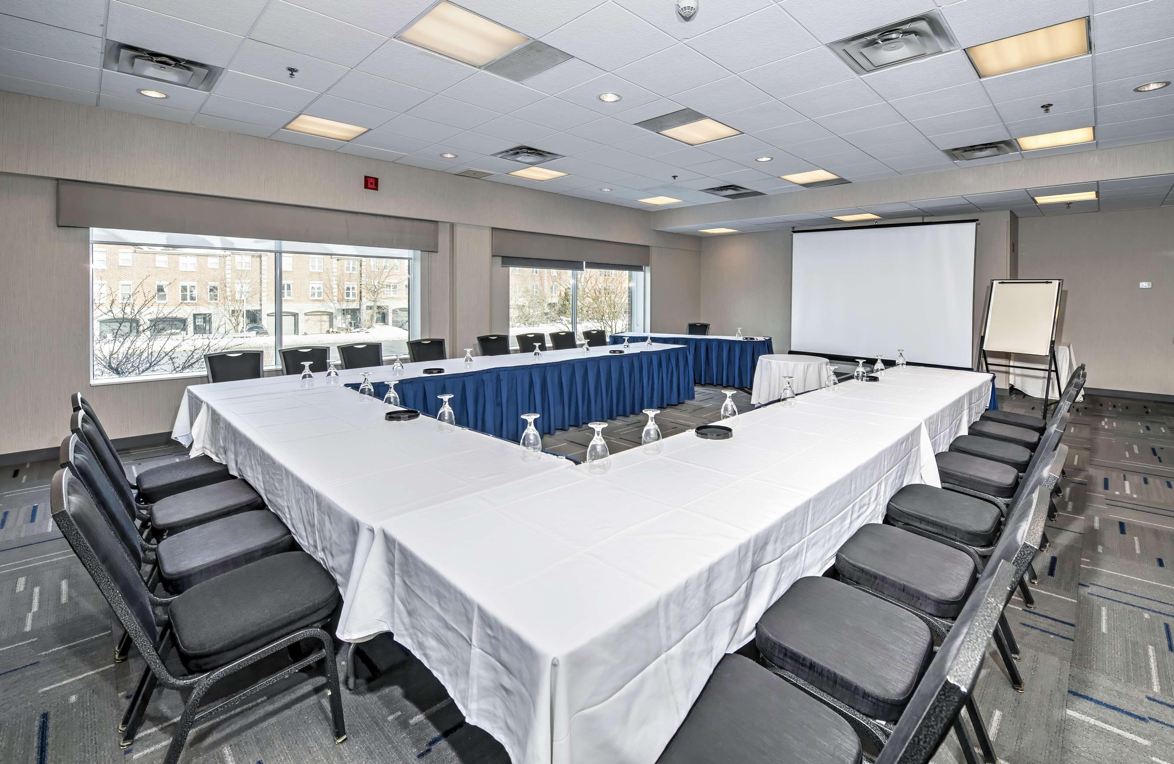 Hampton By Hilton 3* Ottawa