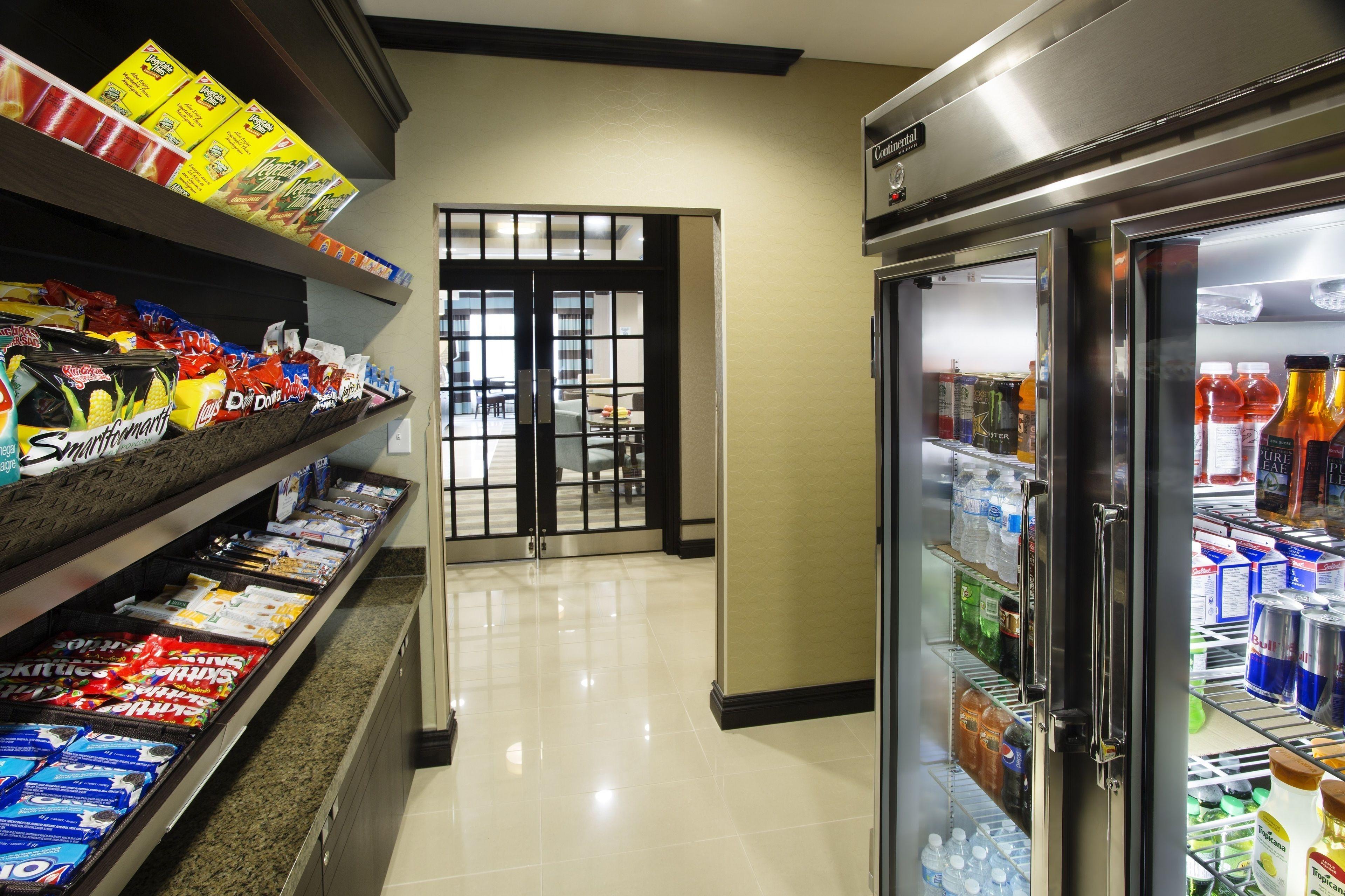 Express & West - Nepean By Ihg Hotel