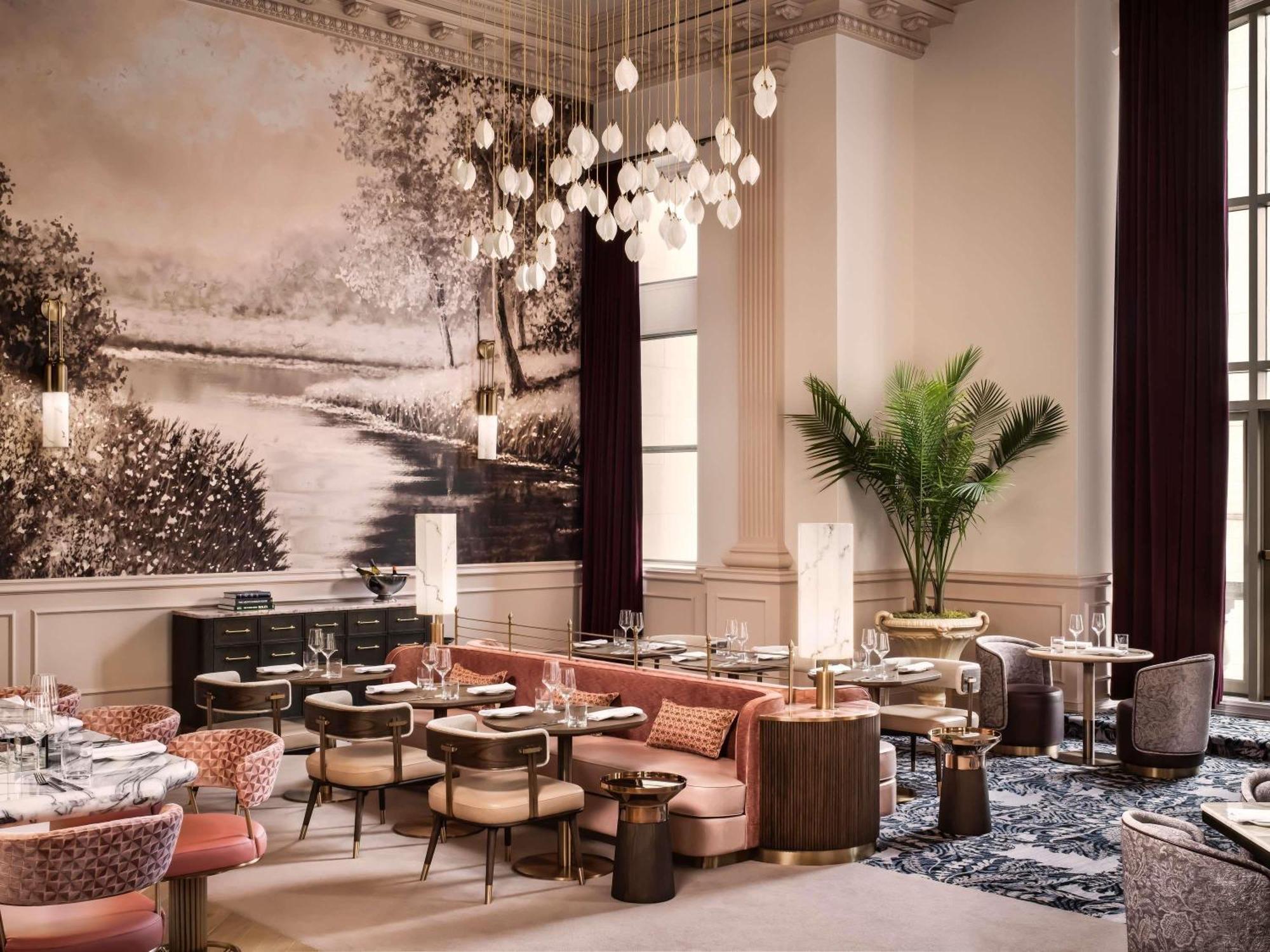 Fairmont Chateau Laurier Hotel 5*