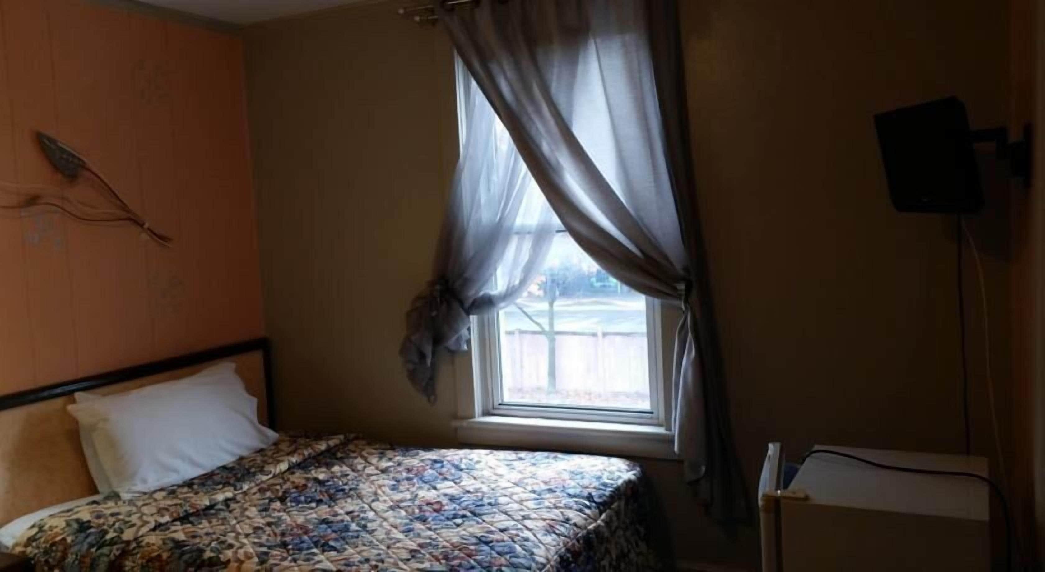 A Voyageur's 3* Ottawa